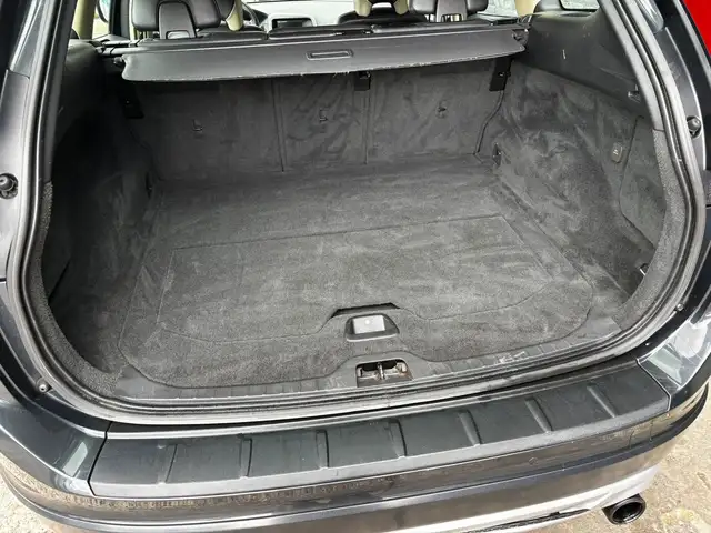 Volvo XC60 view 17