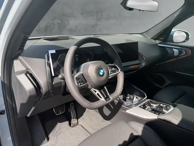 BMW X3 view 9