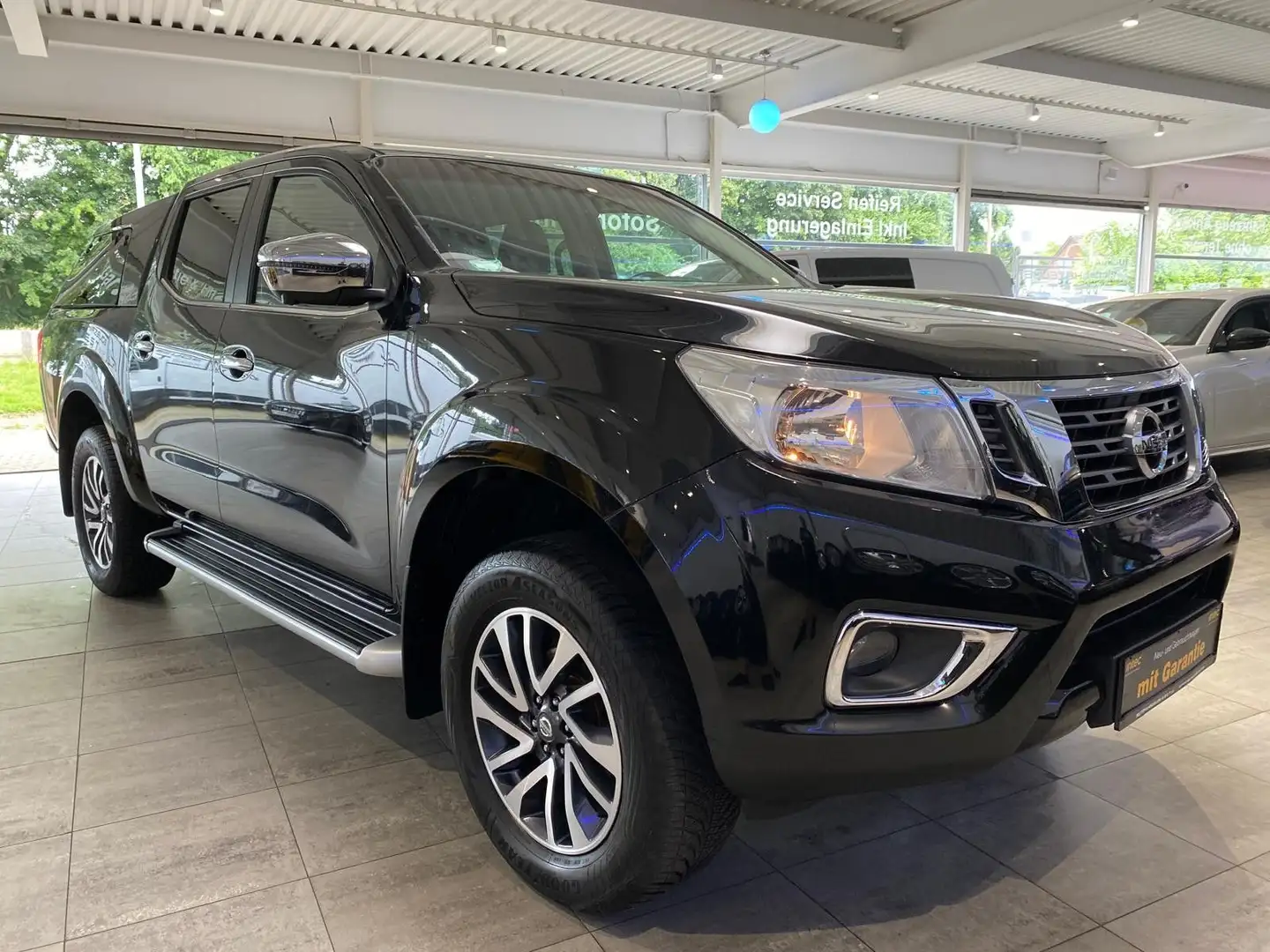 Nissan Navara NP300 N-Connecta 4x4*Garantie* Fekete - 1