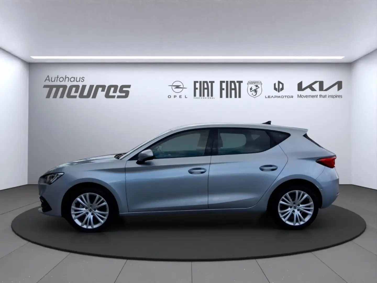 SEAT Leon 1.5 Style DSG eTSI Apple CarPlay Klimaautom Rückfa Silber - 2