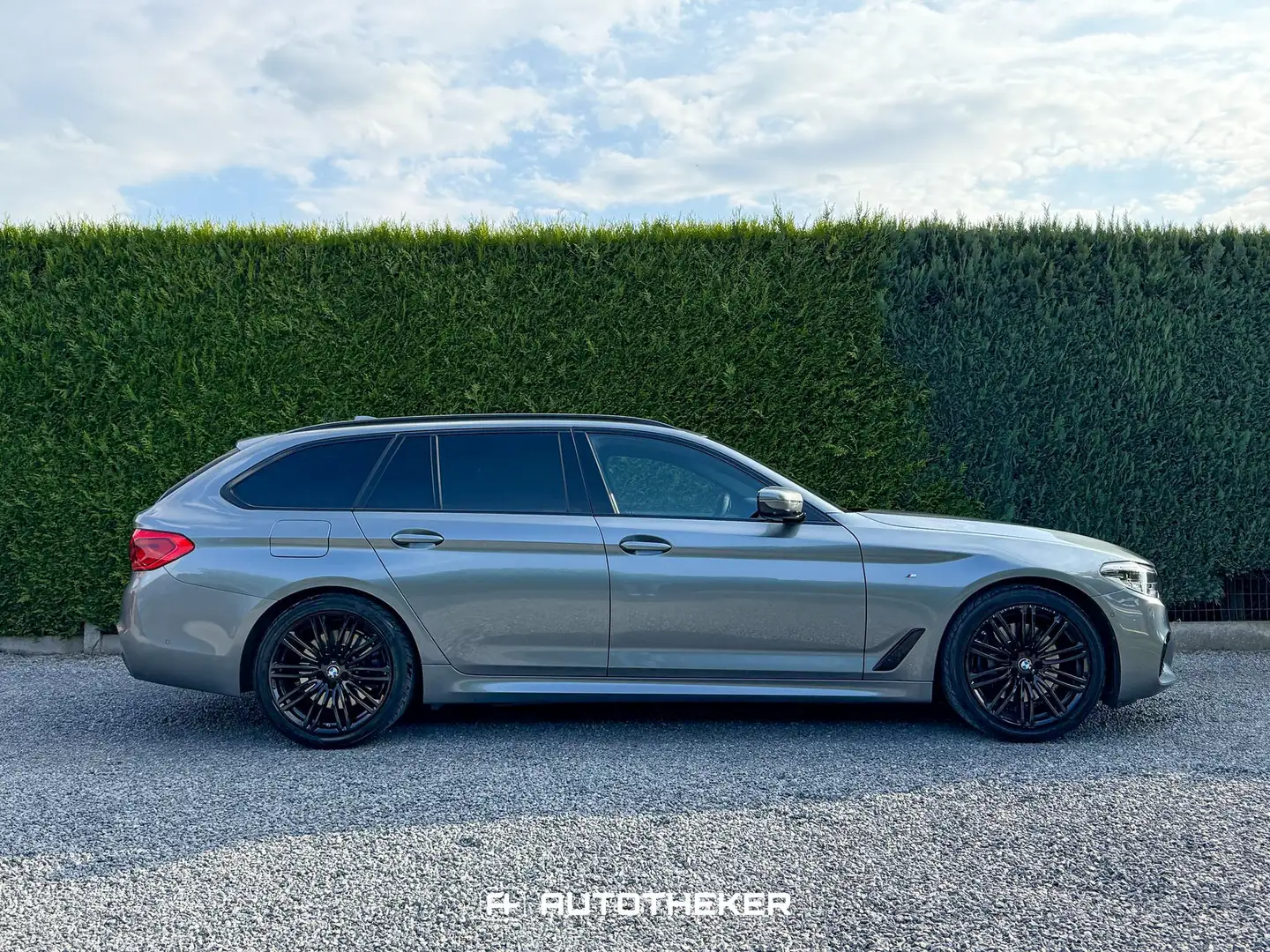 BMW 530 M Sport | 360° | Trekhaak | Head-up | Alu 19'' Gris - 2