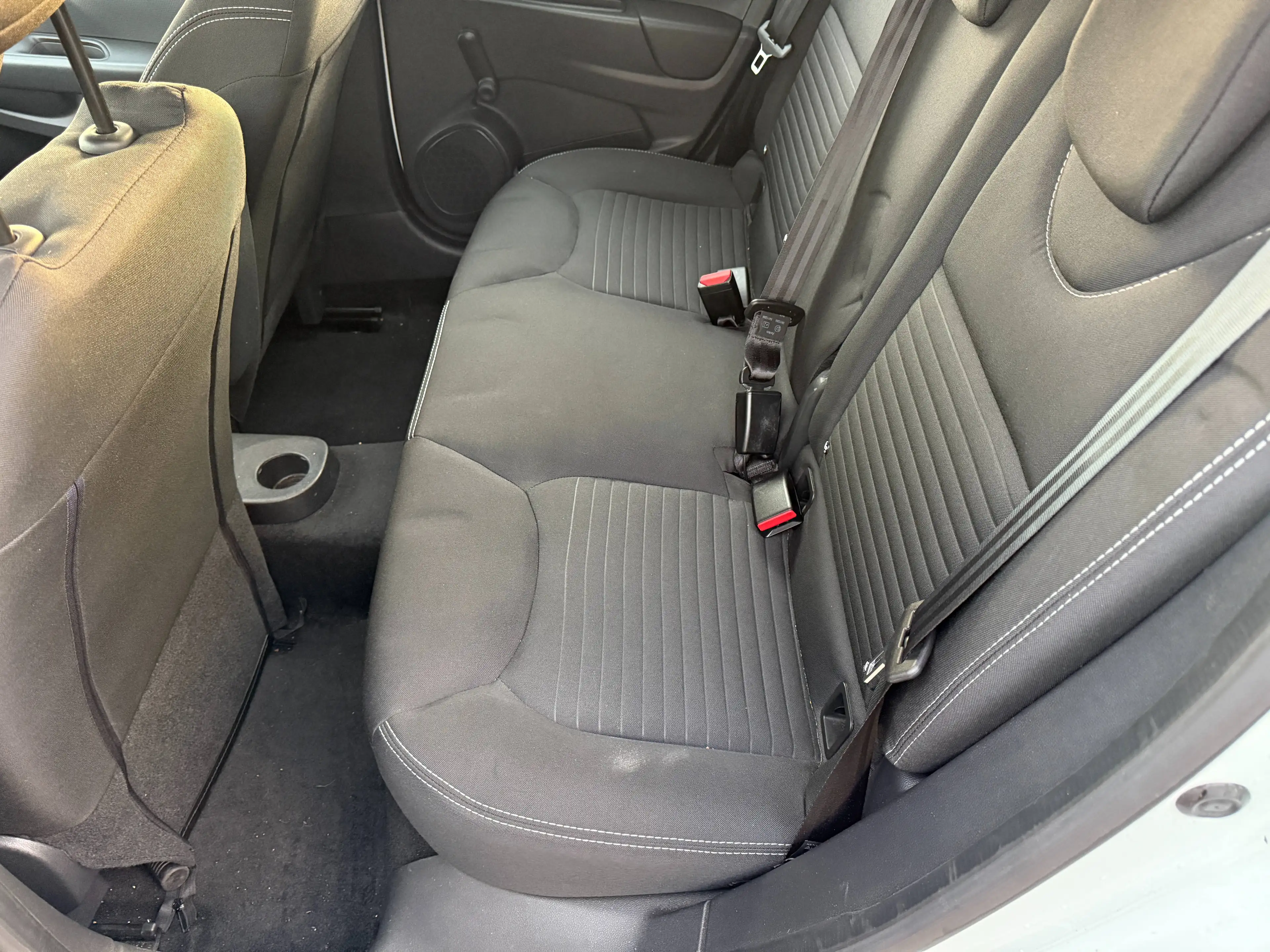 Renault Clio 1.2-4 Türer-Klima-Tempo-Alu-TÜV-Bitte Lesen — photo 12