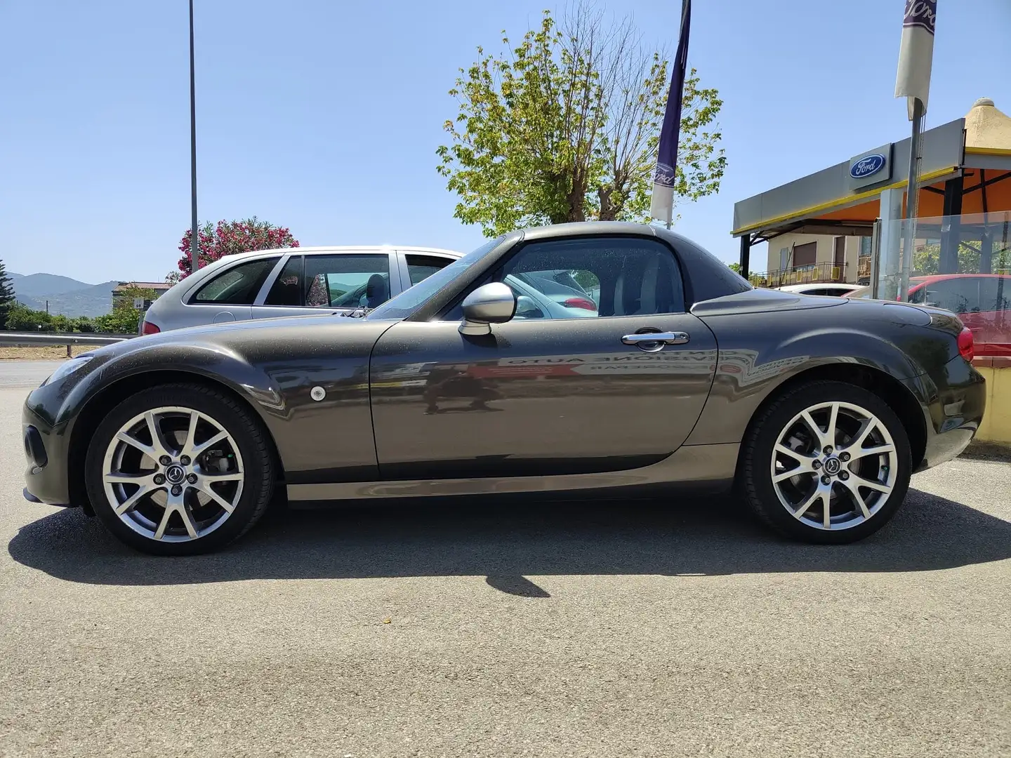 Mazda MX-5 Roadater 1.8L Cult - 1