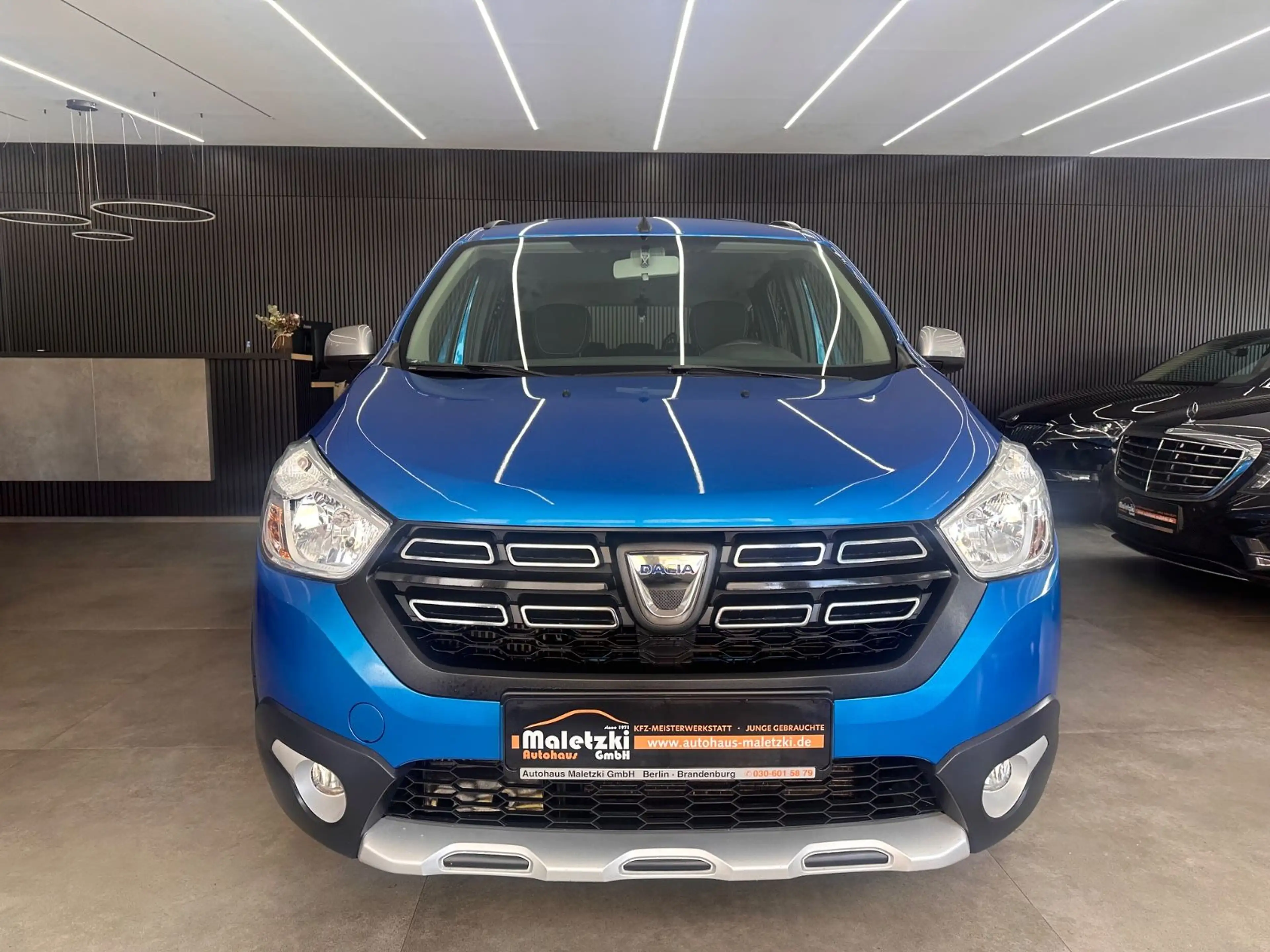 Dacia Lodgy 1.3 TCe*7.Sitze*Tempomat*Kamera*Klima — photo 2