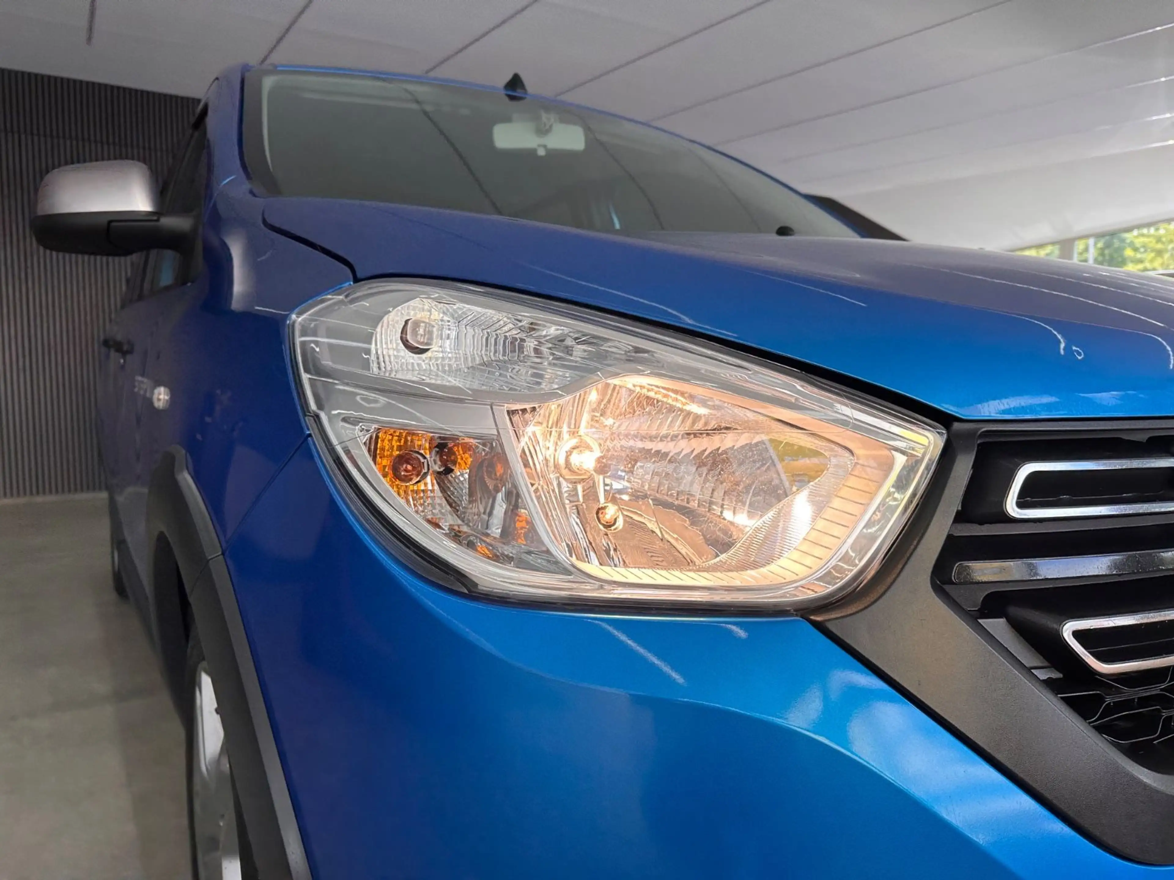 Dacia Lodgy 1.3 TCe*7.Sitze*Tempomat*Kamera*Klima — photo 34