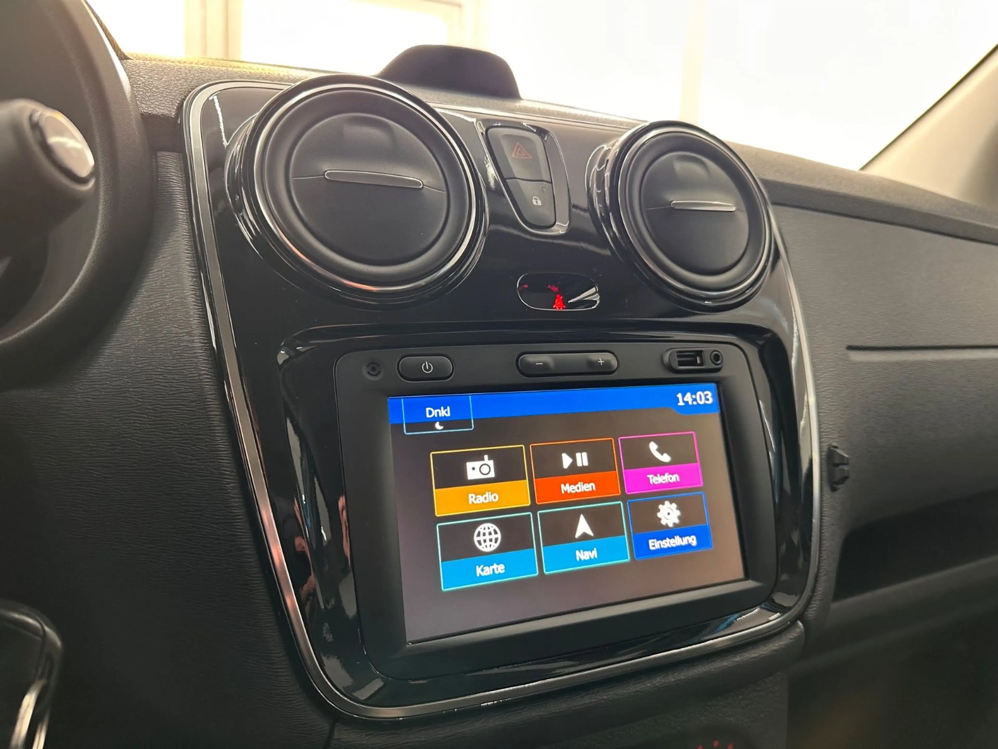 Dacia Lodgy 1.3 TCe*7.Sitze*Tempomat*Kamera*Klima — photo 26