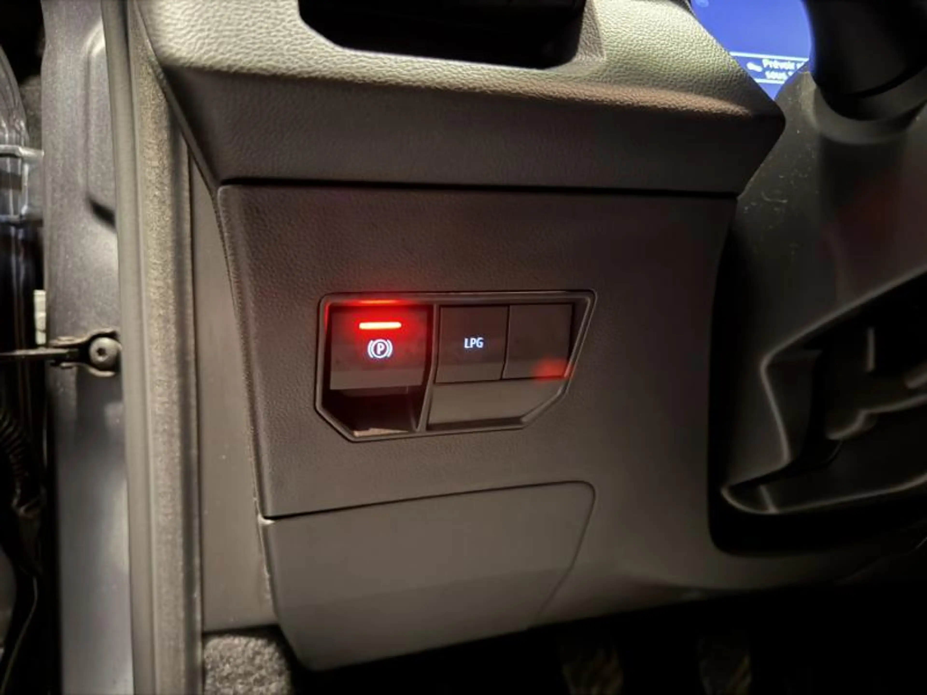 Dacia Duster 1.0LPG 91cv *NAVI*CLIM*CRUISE*CAMERA*USB* — photo 15