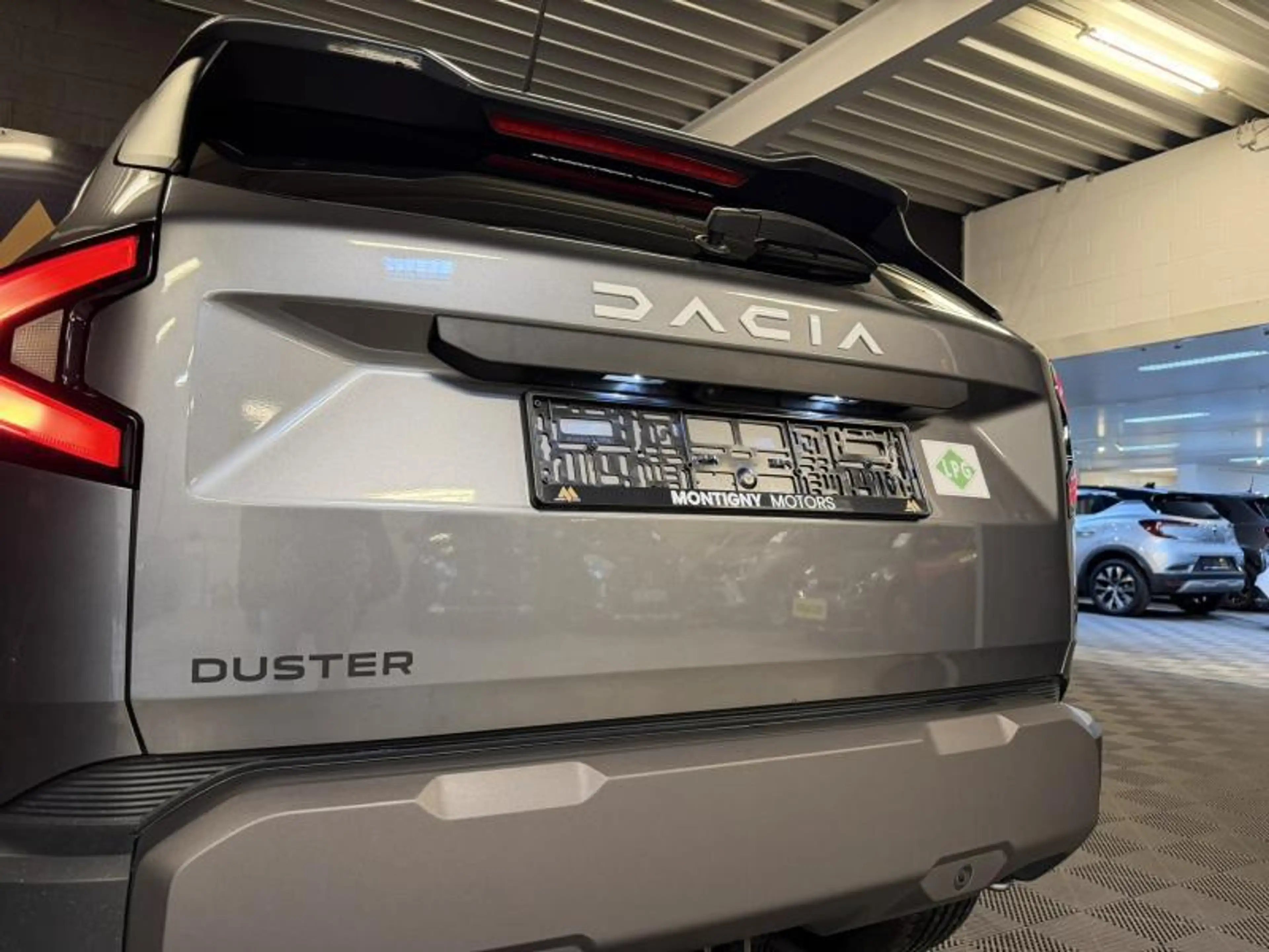 Dacia Duster 1.0LPG 91cv *NAVI*CLIM*CRUISE*CAMERA*USB* — photo 8