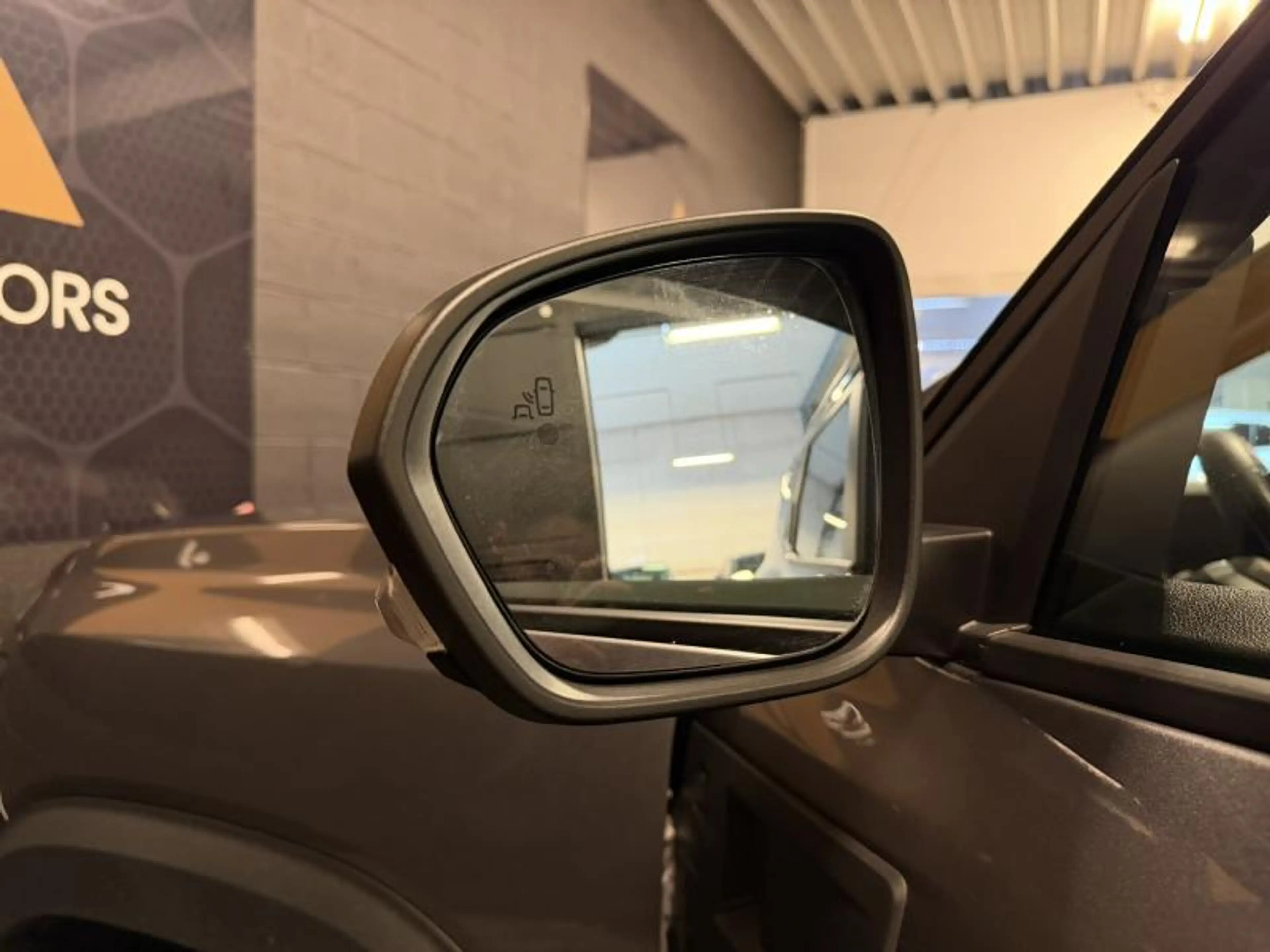 Dacia Duster 1.0LPG 91cv *NAVI*CLIM*CRUISE*CAMERA*USB* — photo 9