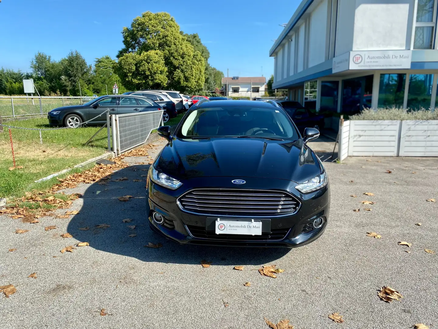 Ford Mondeo SW 2.0 tdci Powershift Titanium s 180cv Schwarz - 2