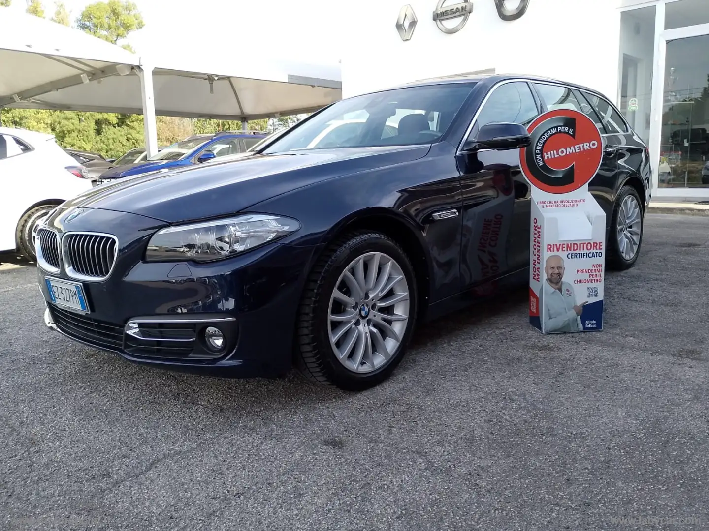 BMW 525 525d xDrive Touring Luxury Bleu - 1