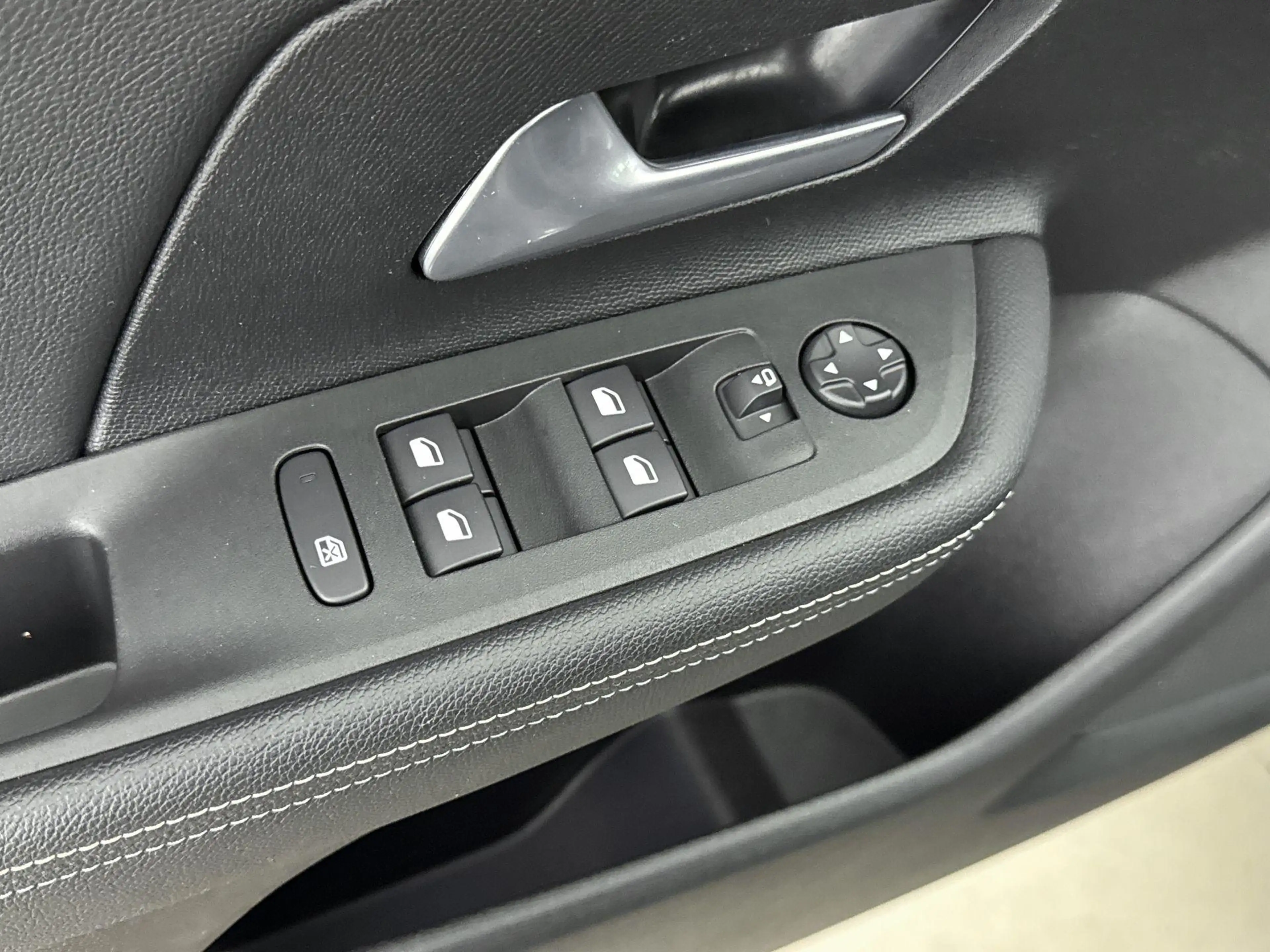 Opel Mokka-E Electric GS 54 kWh | Dodehoekdetectie | Navigatie — photo 15