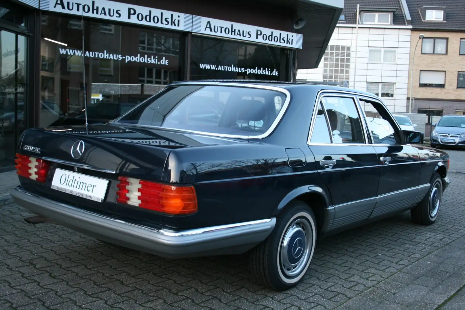 Mercedes-Benz 280 SE| Oldtimer| Schiebedach Niebieski - 2