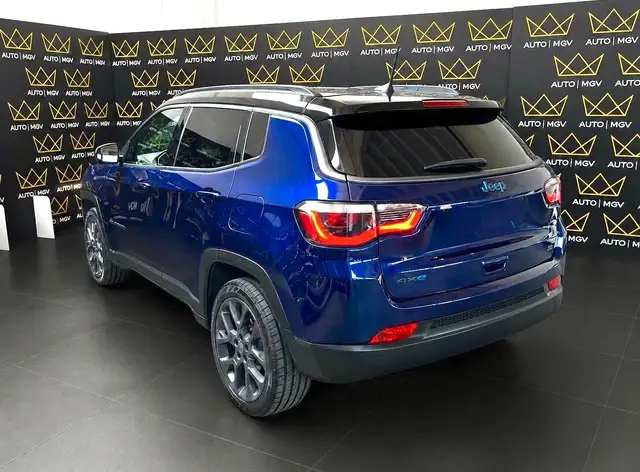 Jeep Compass view 6