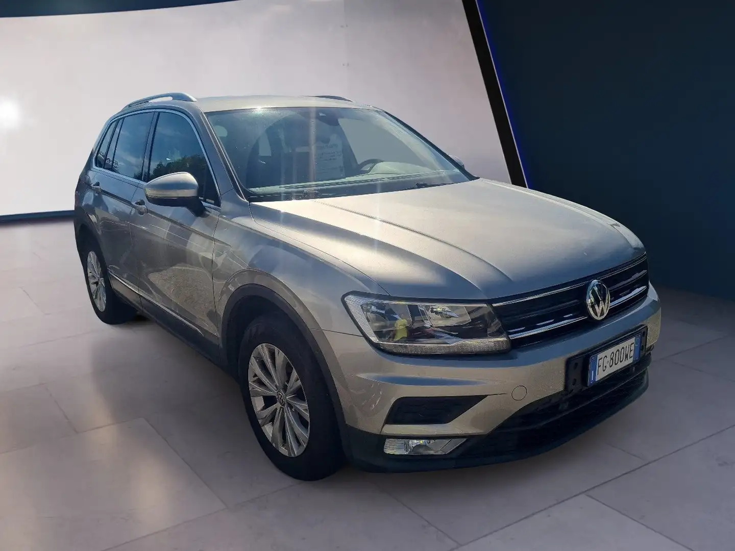 Volkswagen Tiguan Tiguan 2.0 TDI SCR DSG 4MOTION Business BMT Grijs - 1