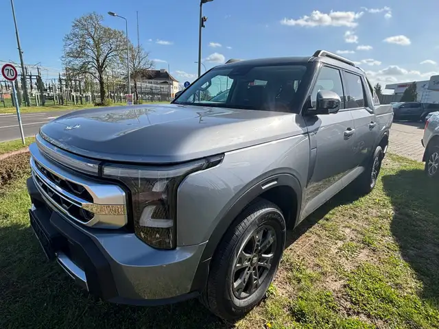 Nissan Frontier Rich 9 Pick-Up -DFM