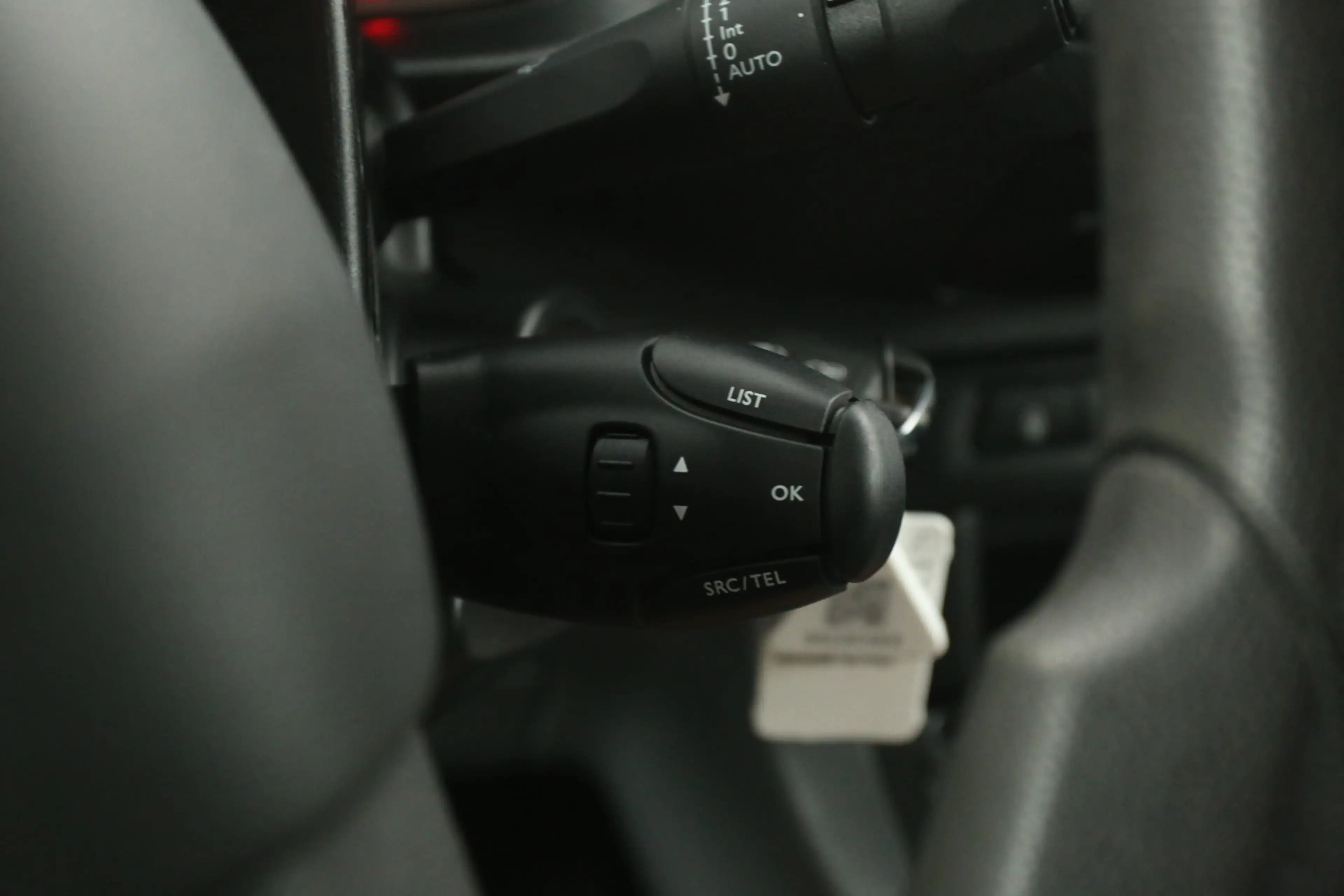 Peugeot e-Expert 75 kWh L2H1 | Snelladen | SOH 91% | Airco | Camera — photo 23