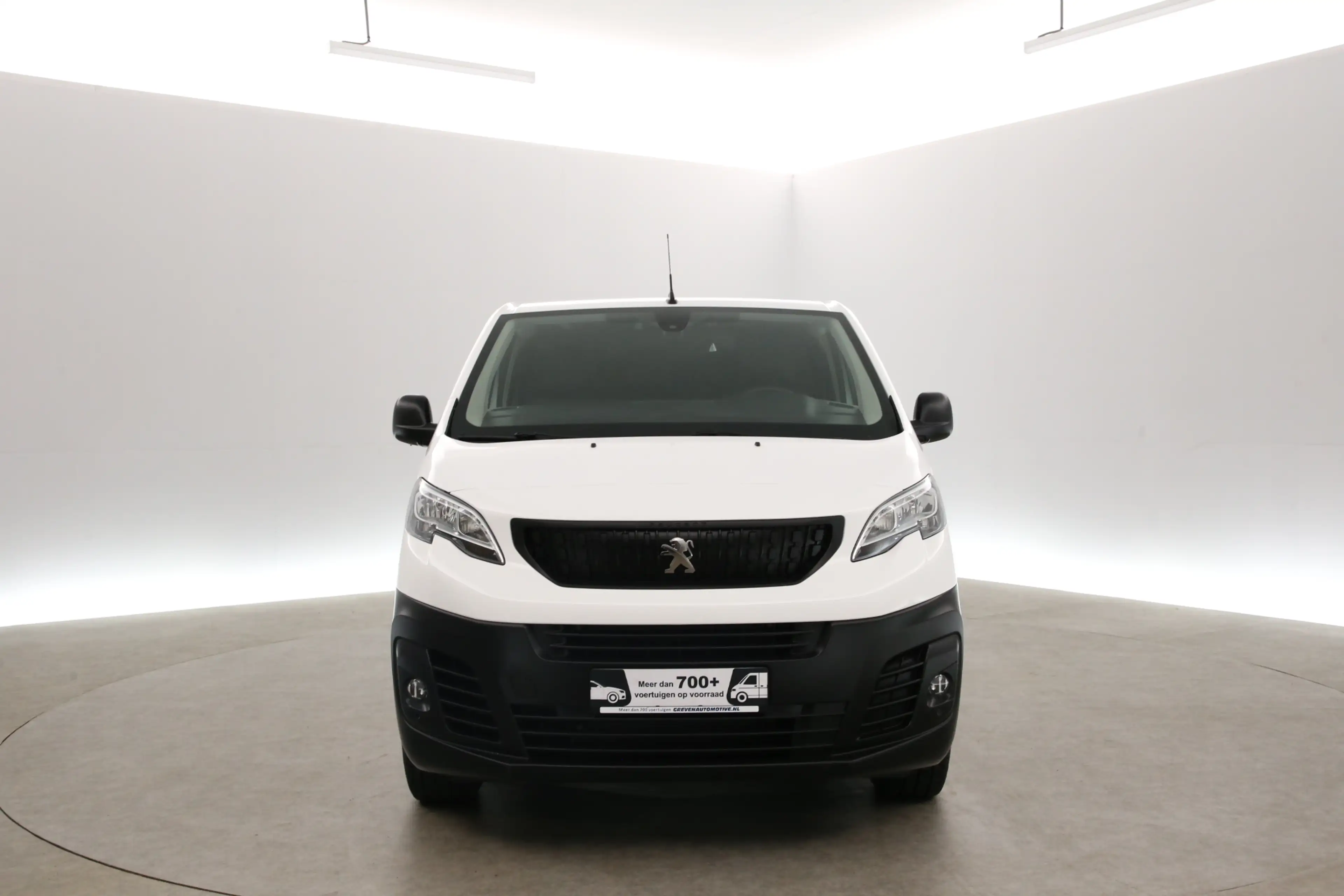 Peugeot e-Expert 75 kWh L2H1 | Snelladen | SOH 91% | Airco | Camera — photo 8