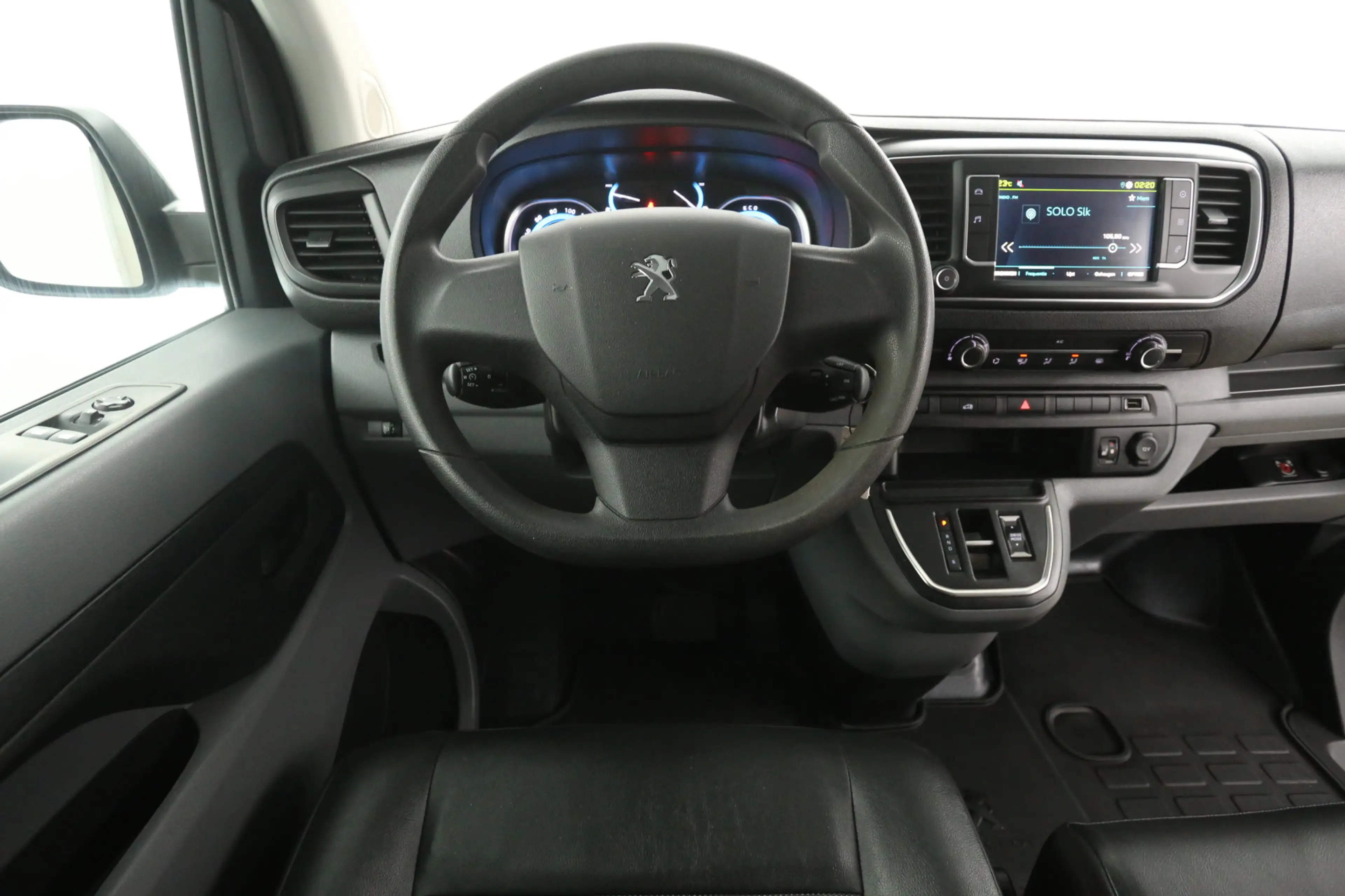 Peugeot e-Expert 75 kWh L2H1 | Snelladen | SOH 91% | Airco | Camera — photo 2