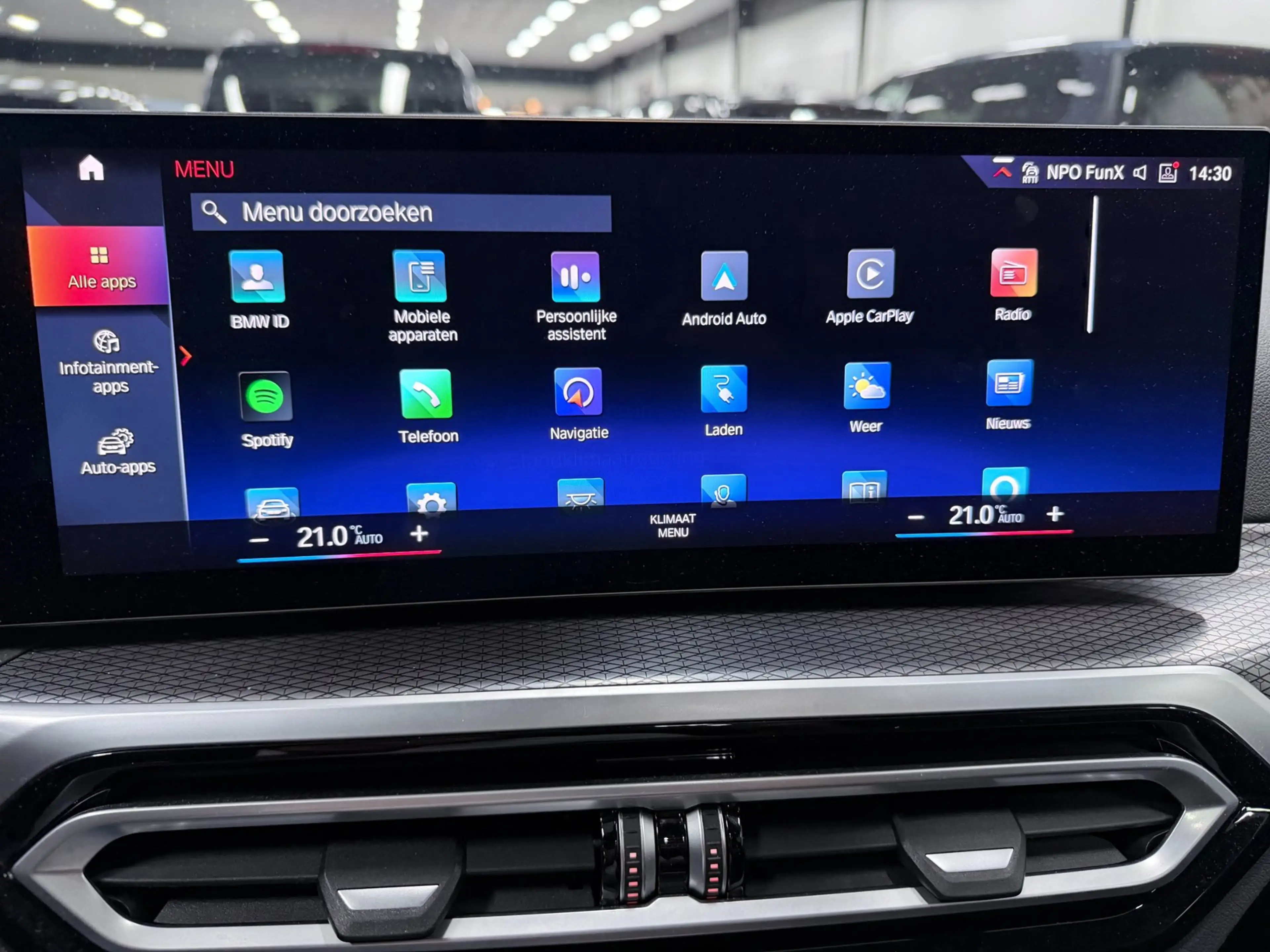 BMW i4 GRAN COUPE EDrive40 84 kWh M-SPORT NW-PRIJS 90DEUR — photo 28
