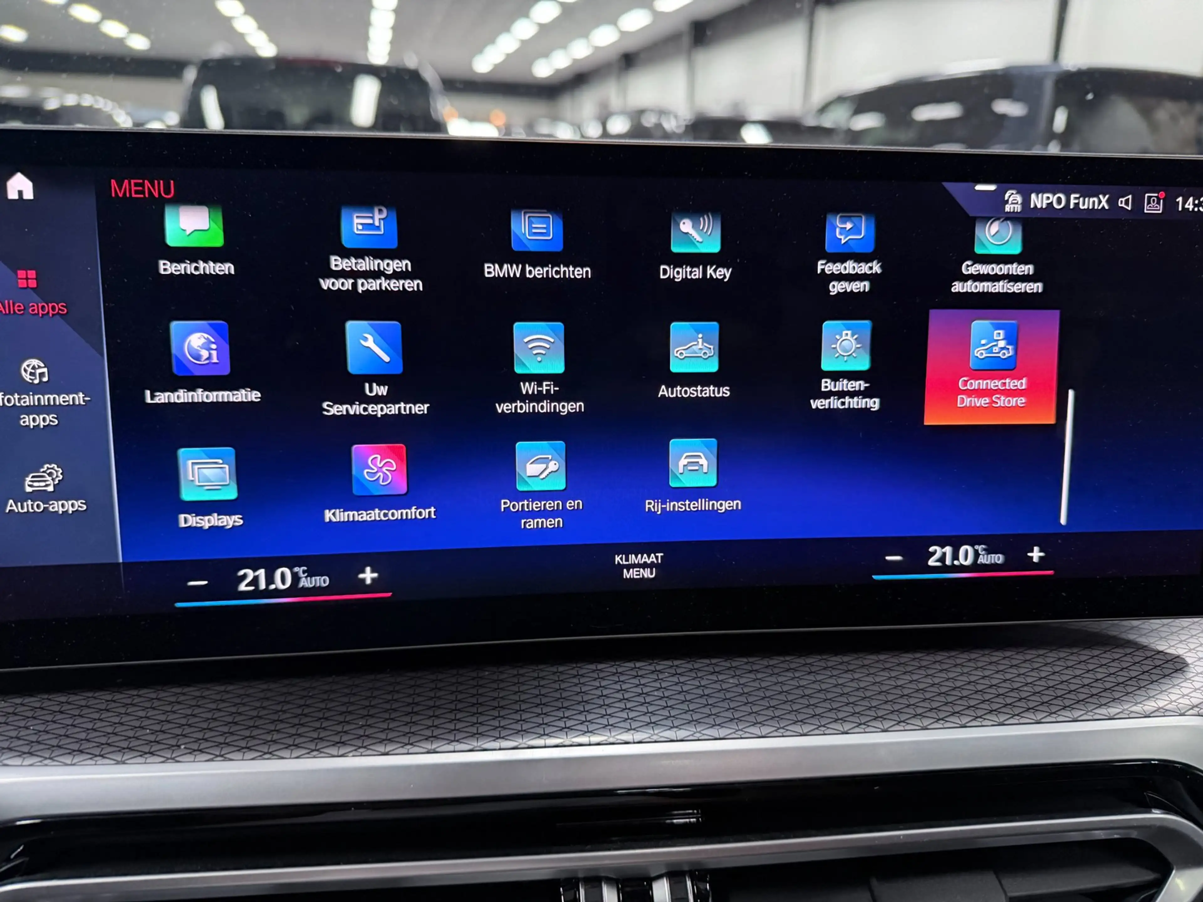 BMW i4 GRAN COUPE EDrive40 84 kWh M-SPORT NW-PRIJS 90DEUR — photo 31