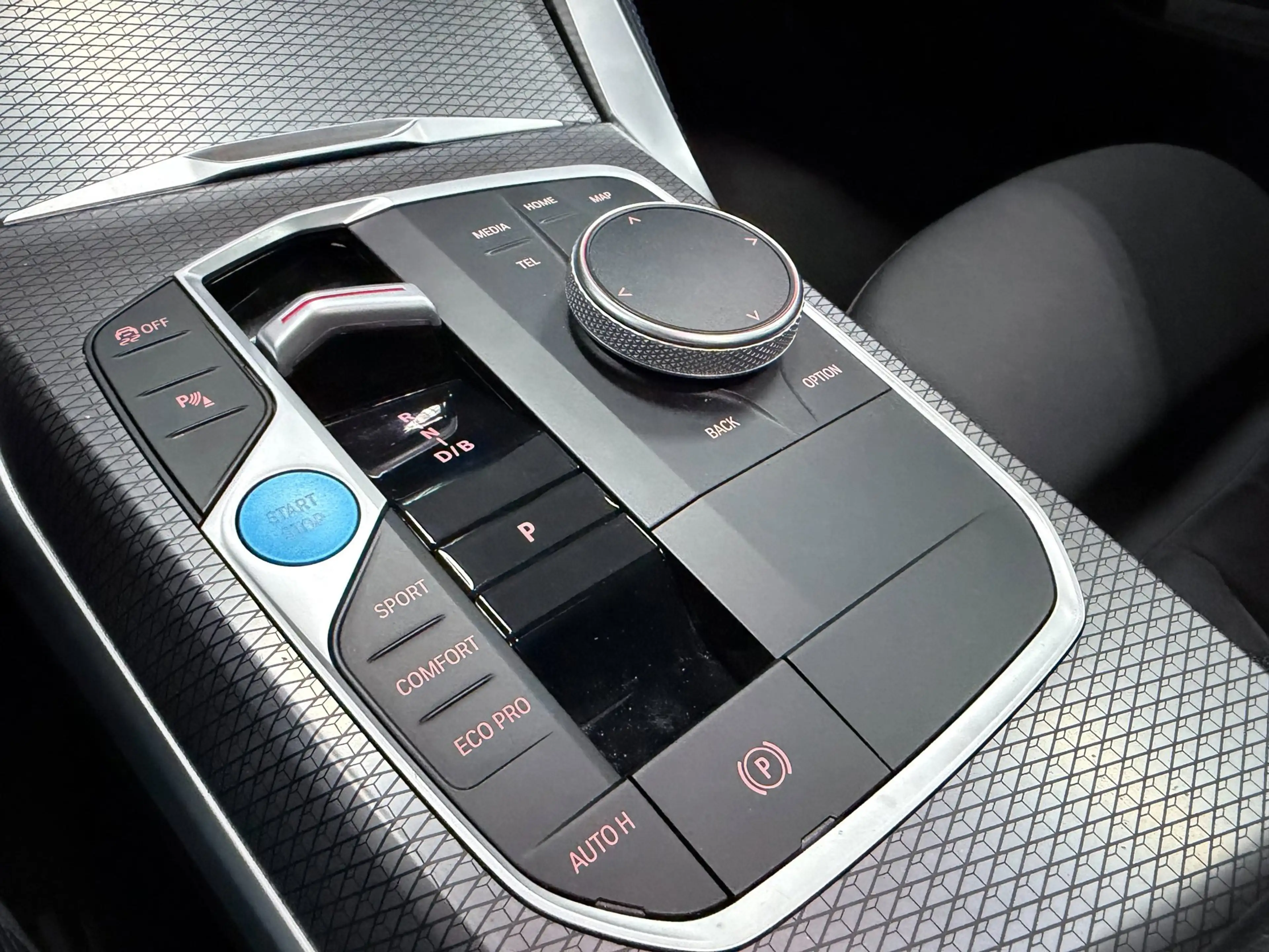BMW i4 GRAN COUPE EDrive40 84 kWh M-SPORT NW-PRIJS 90DEUR — photo 19