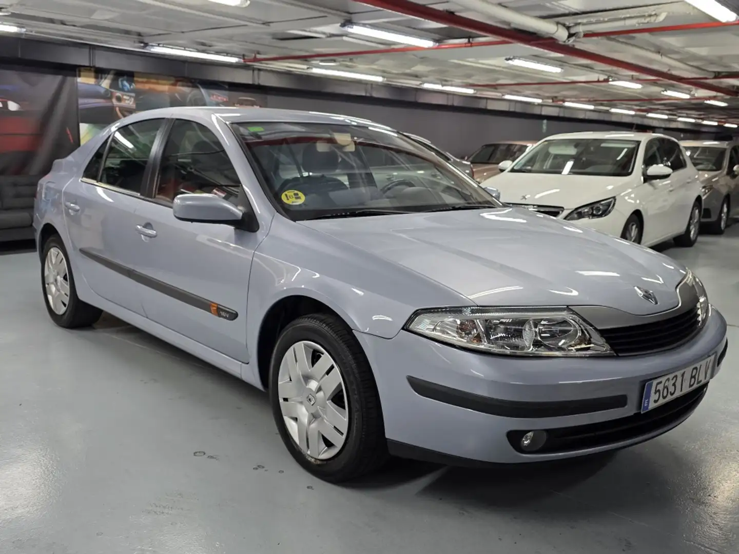 Renault Laguna 1.6 16v Expression - 1