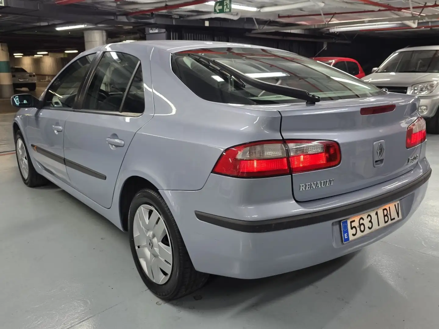 Renault Laguna 1.6 16v Expression - 2