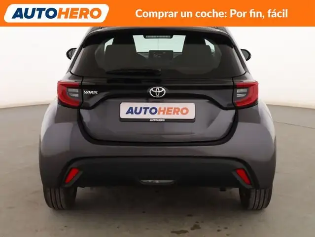 Toyota Yaris view 5