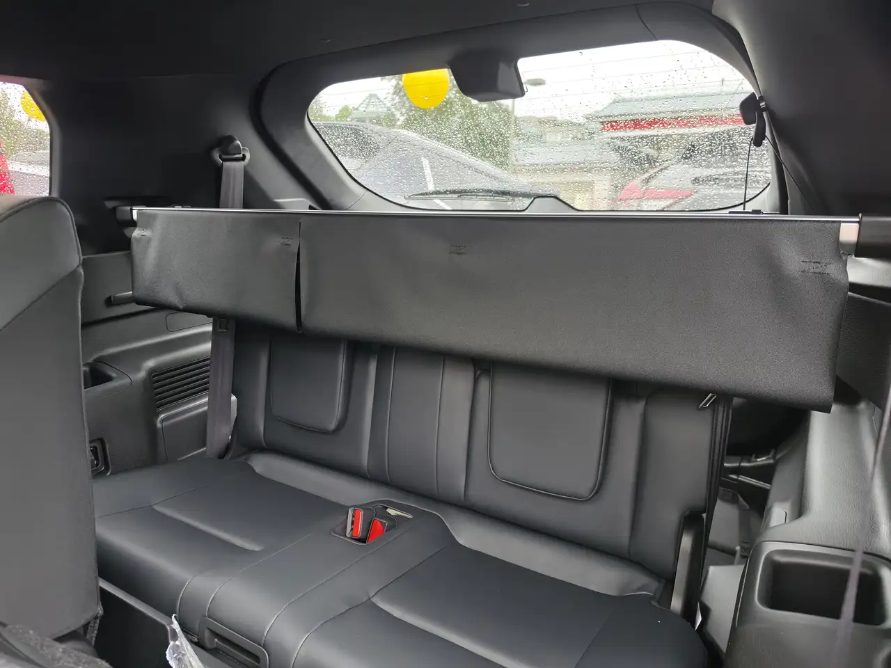 Mitsubishi Outlander снимка Mitsubishi Outlander