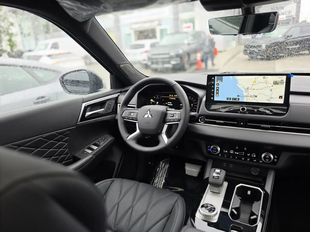 Mitsubishi Outlander снимка Mitsubishi Outlander