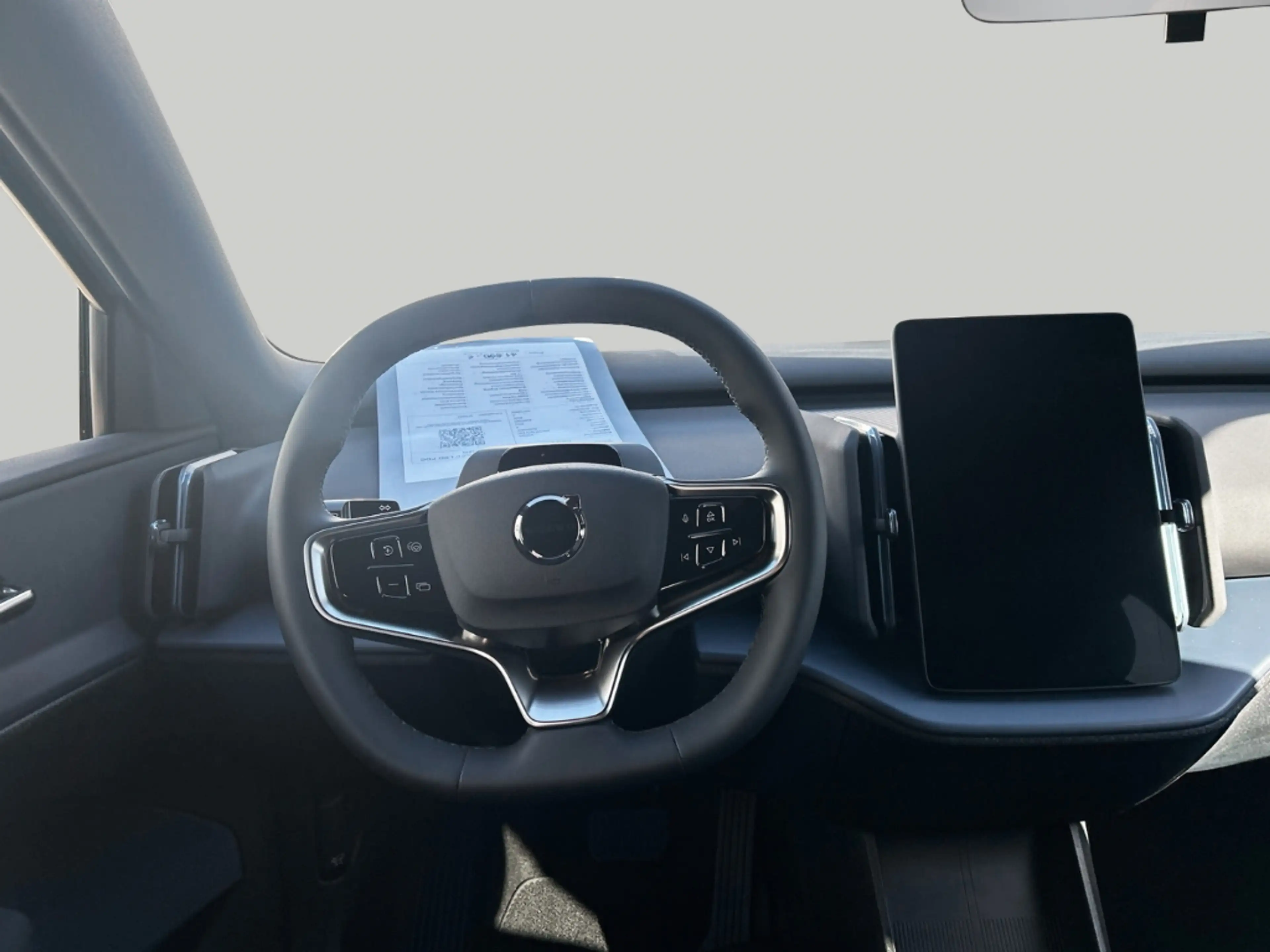 Volvo EX30 P5 Long Range Core 18'' SHZ ACC LED PDC DAB Rückfa — photo 13