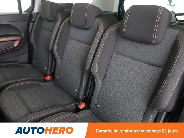 Peugeot Rifter view 14