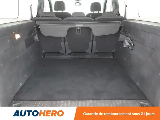 Peugeot Rifter view 17