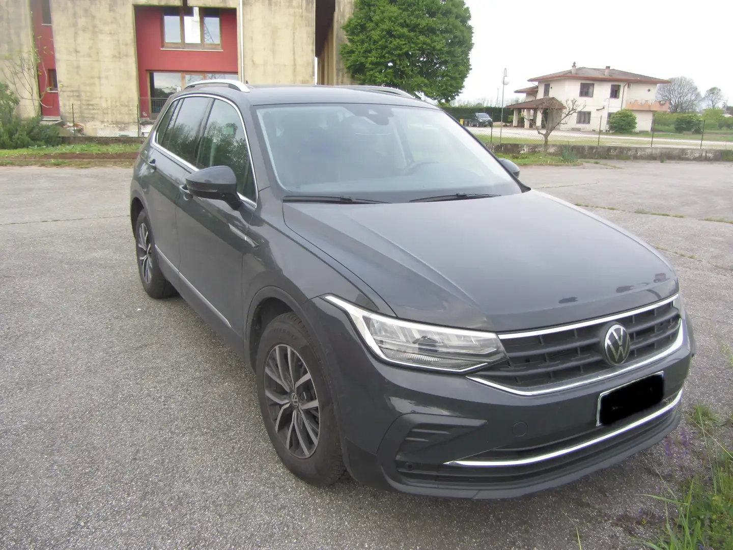 Volkswagen Tiguan Tiguan 2.0 tdi Life 150cv dsg Grigio - 2