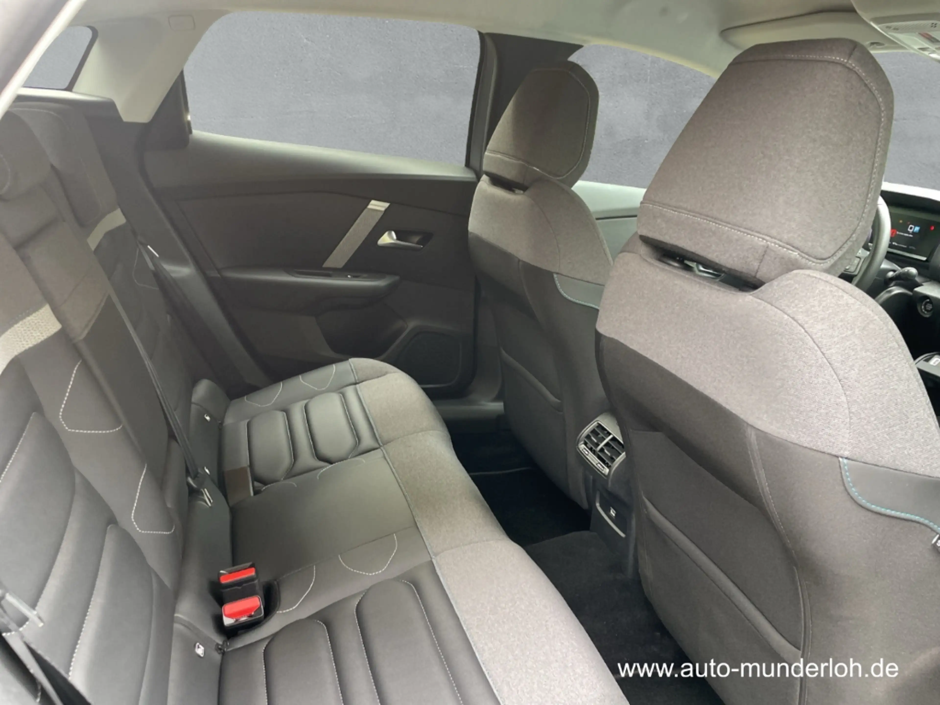 Citroen C4 PureTech 130 S&S EAT8 Max KLIMAAUTOM. NAVI KÄLTEPA — photo 11