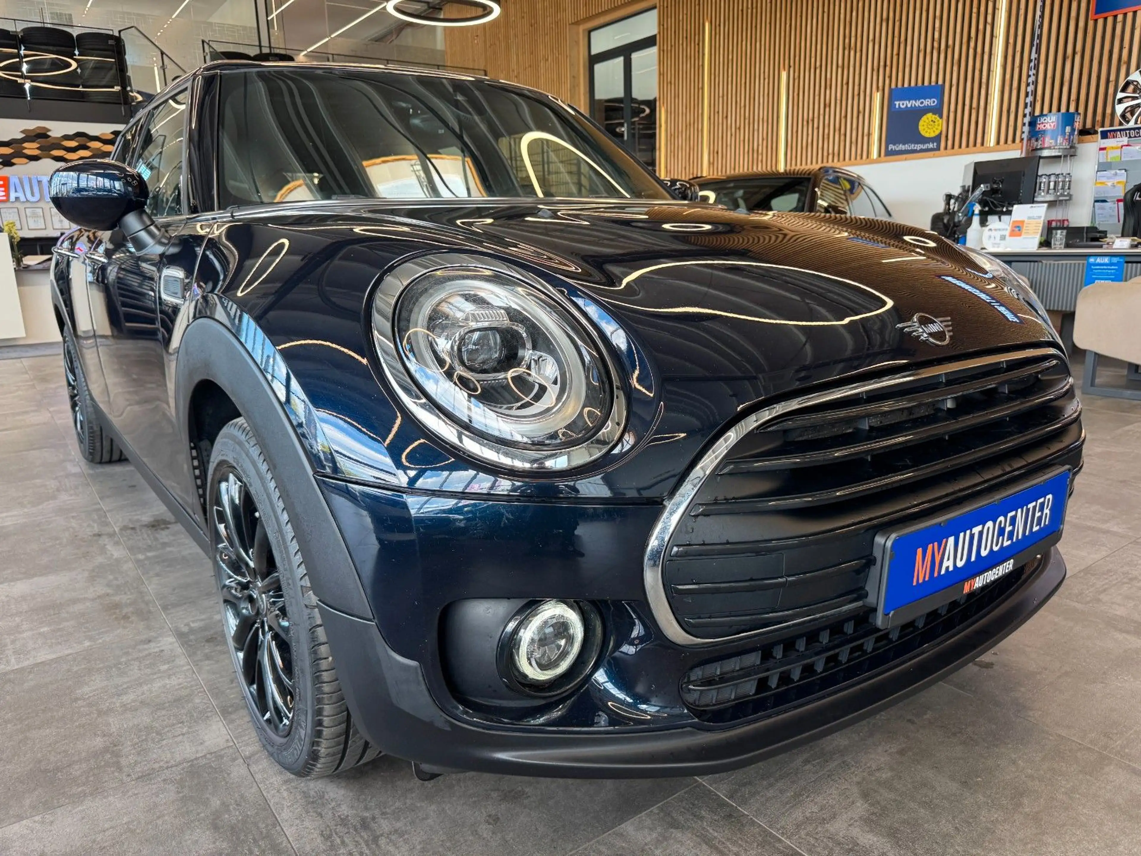 MINI Cooper Clubman Cooper *KEYLESS*HARMANN-SOUND*KLIMA*TEMPO*NAV* — photo 5