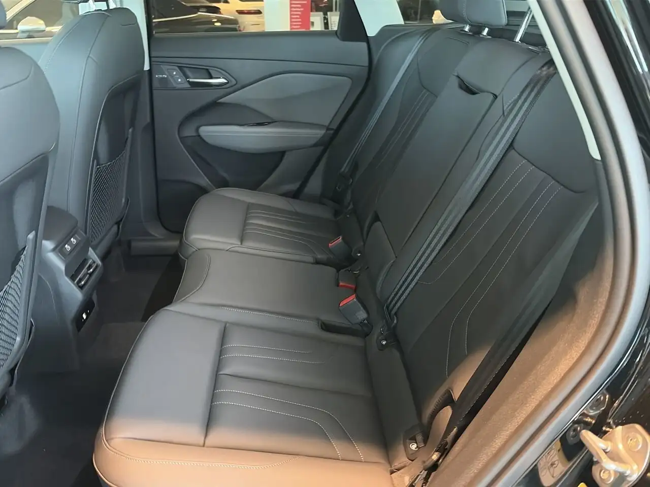 Audi Q3 photo Audi Q3