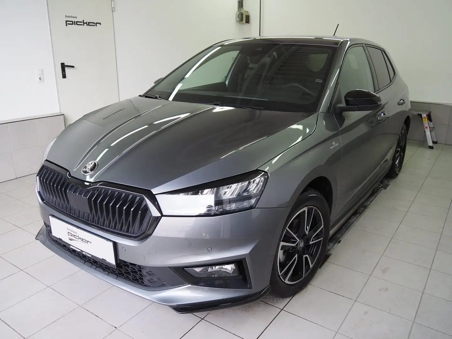 Skoda Fabia Monte Carlo TSI DSG Grau - 1