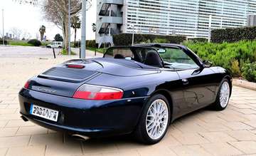 911 Carrera 4 Cabrio