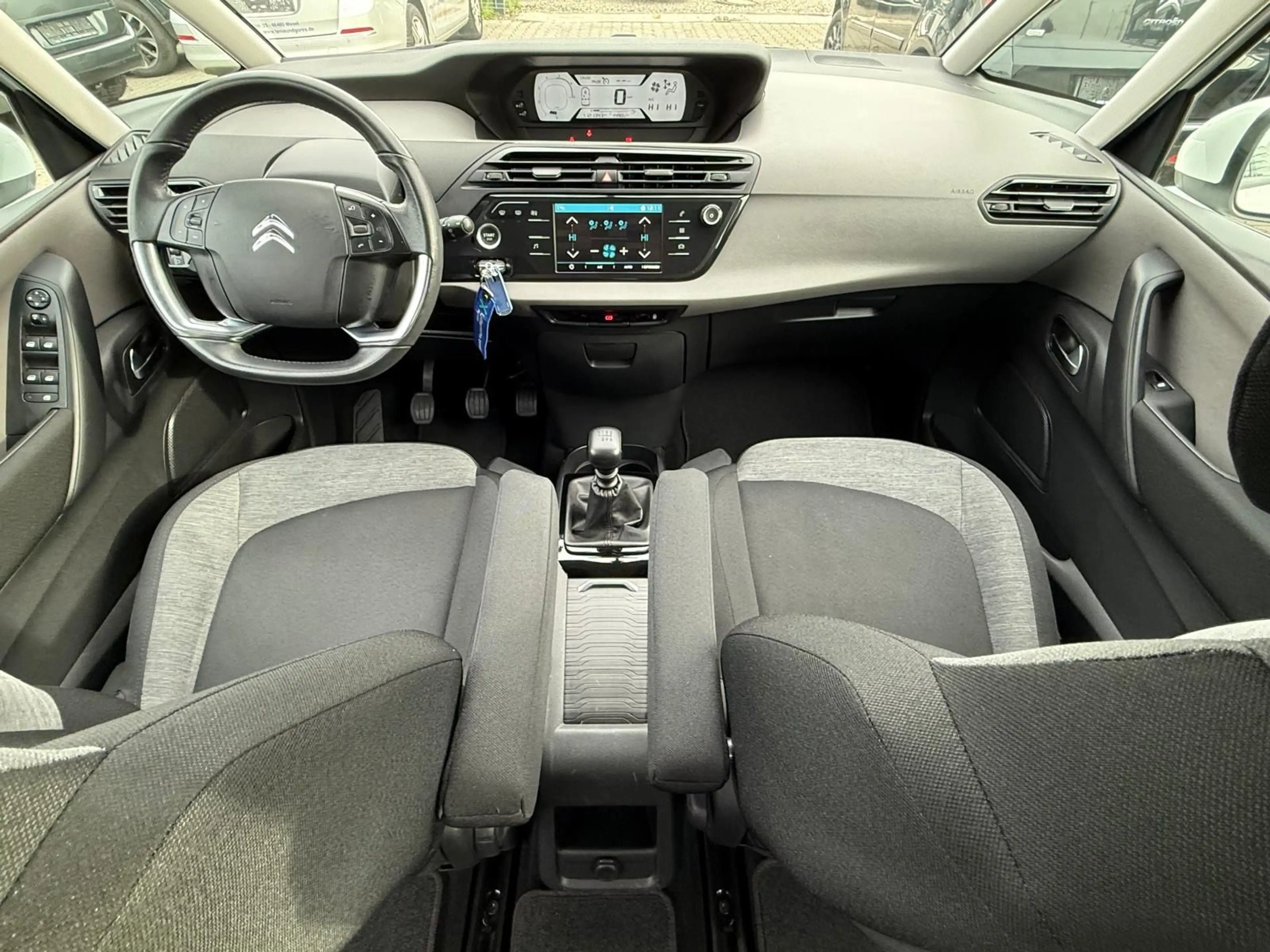 Citroen C4 Picasso /Spacetourer Feel — photo 10