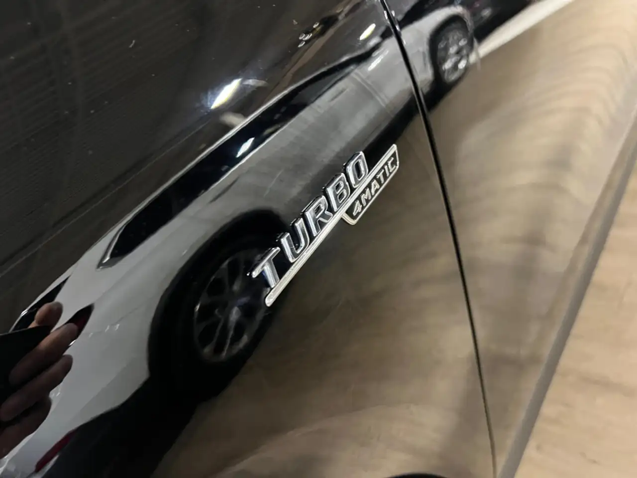 Mercedes-Benz GLA снимка Mercedes-Benz GLA