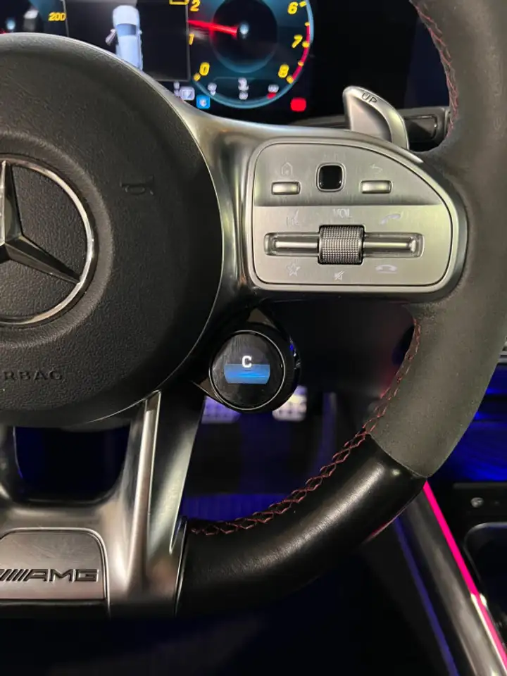 Mercedes-Benz GLA снимка Mercedes-Benz GLA