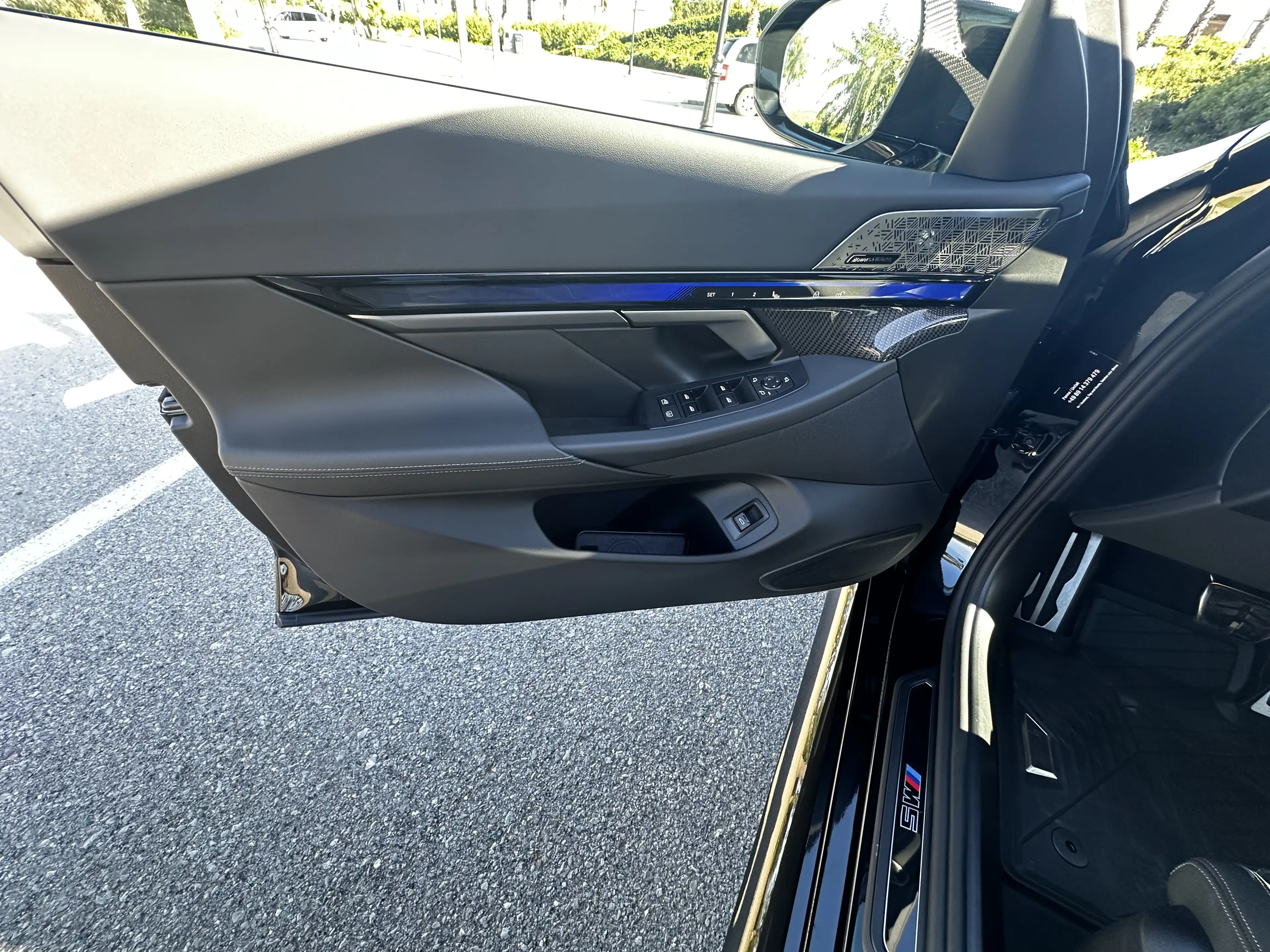 BMW M5 Full Specs/Carbon Package/Wie Neu — photo 15