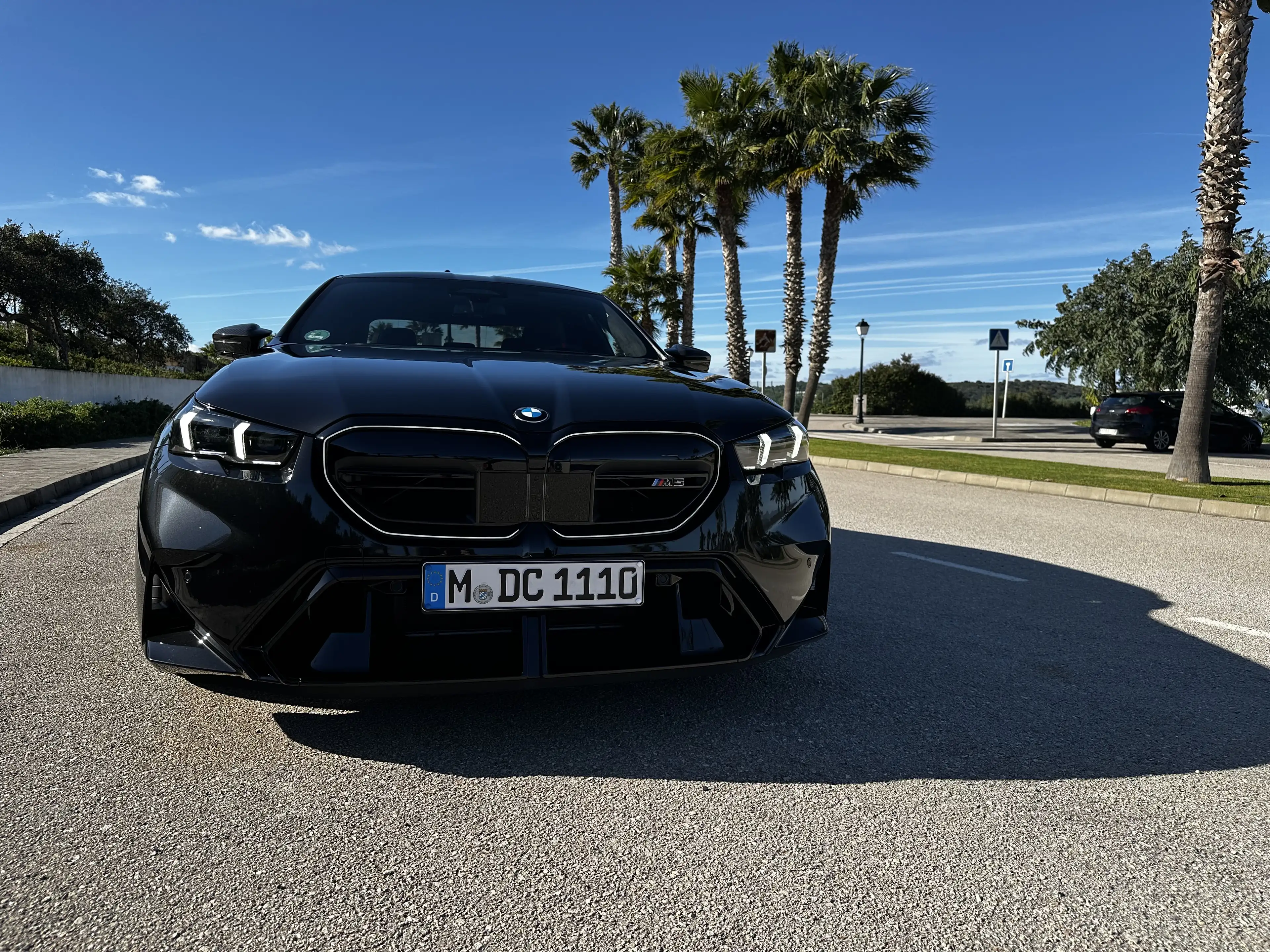 BMW M5 Full Specs/Carbon Package/Wie Neu — photo 6