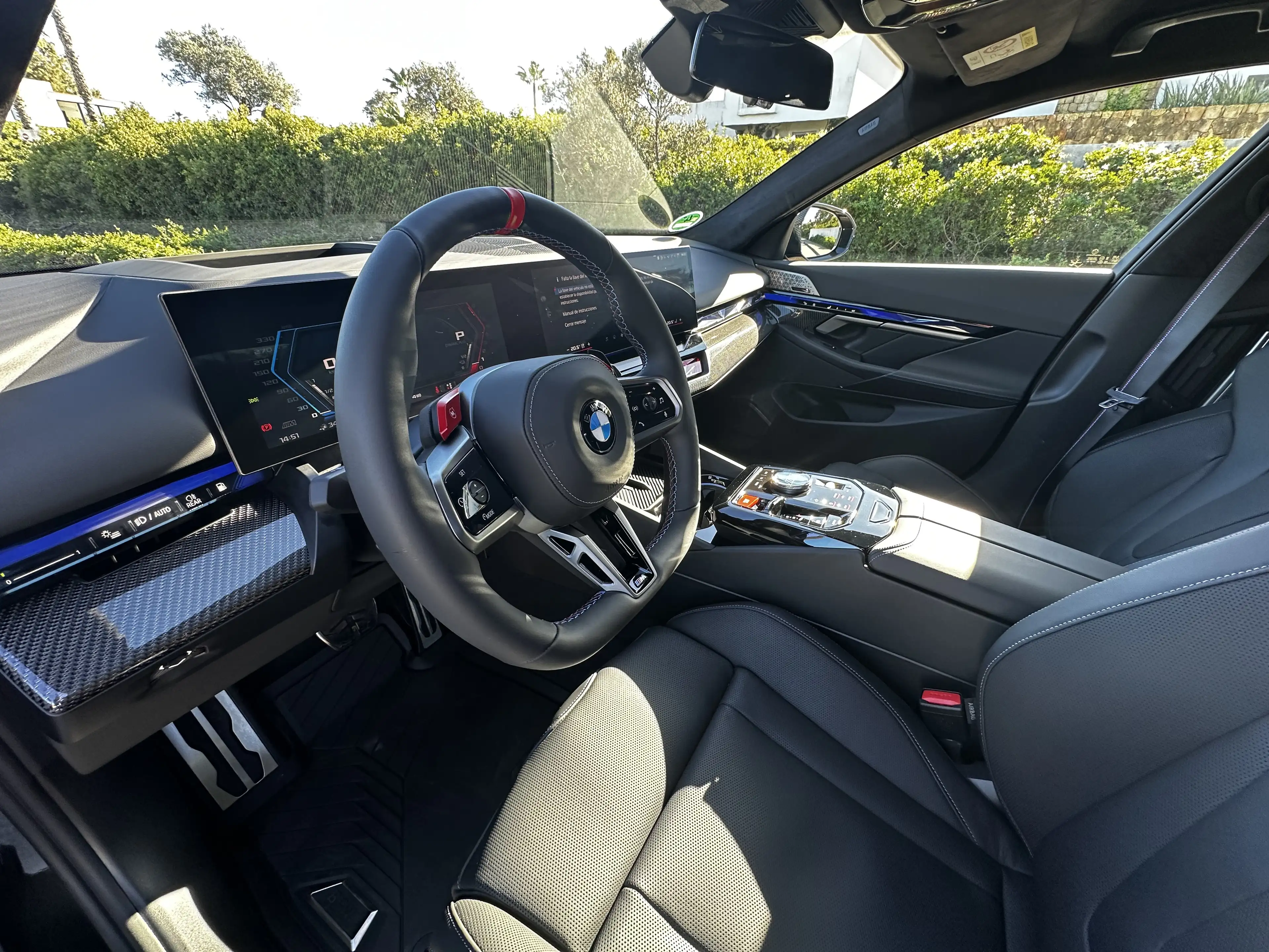 BMW M5 Full Specs/Carbon Package/Wie Neu — photo 8