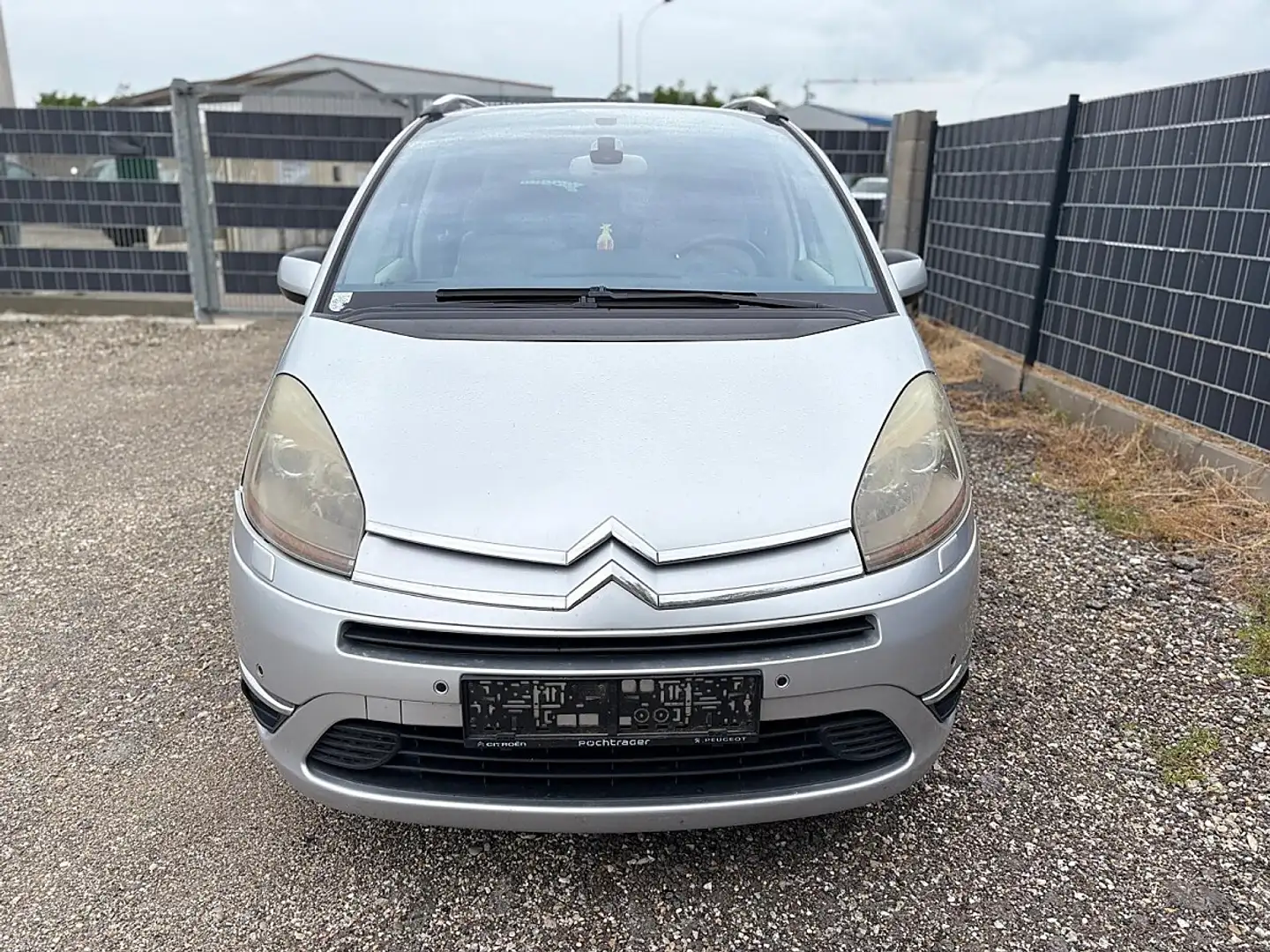 Citroen Grand C4 Picasso 1,6 HDi SX EGS6 FAP Silber - 2
