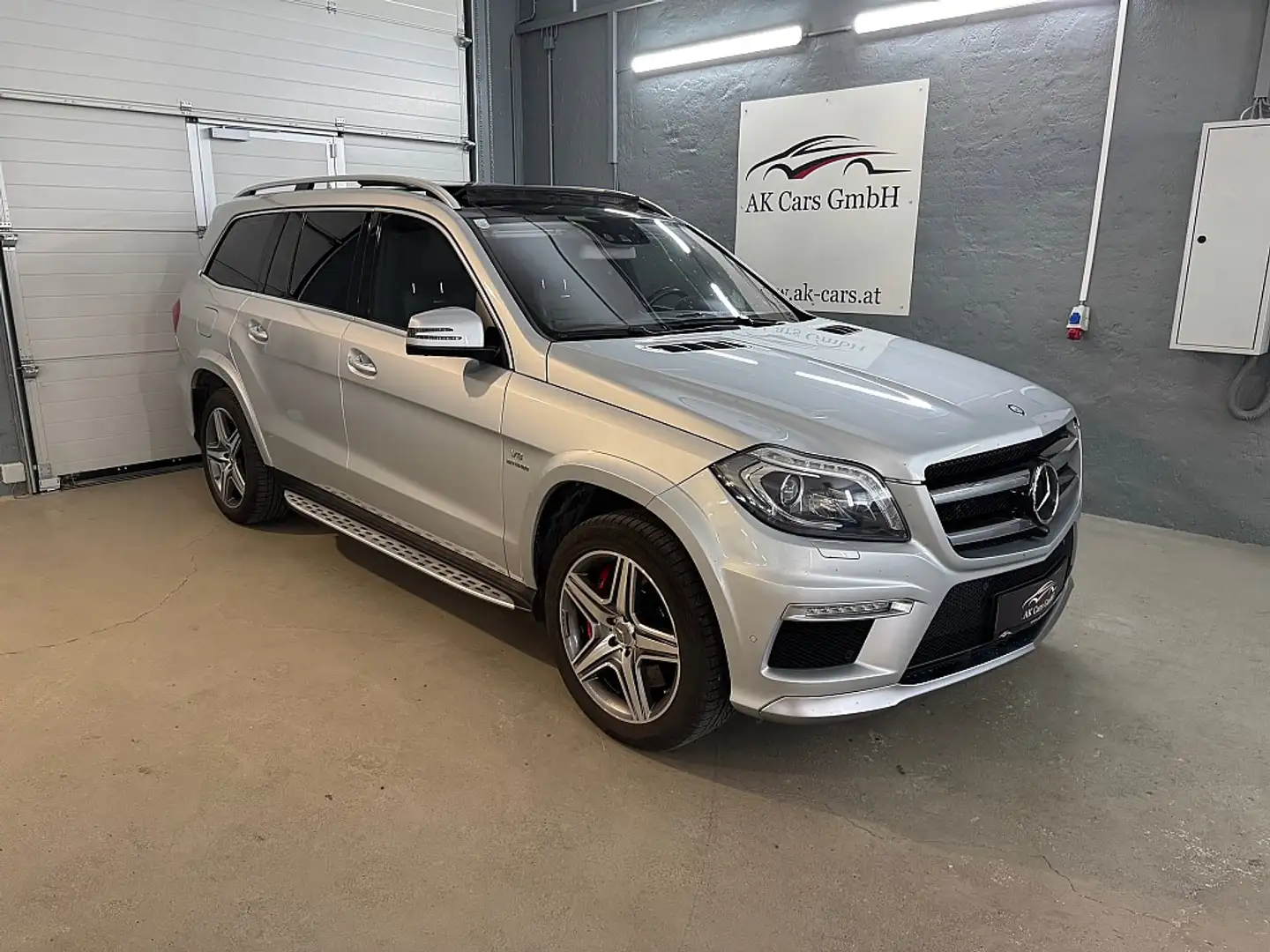 Mercedes-Benz GL 63 AMG 4MATIC Aut.*MEGA VOLL*7-Sitzt*Night*360 Kamera*... Gris - 2