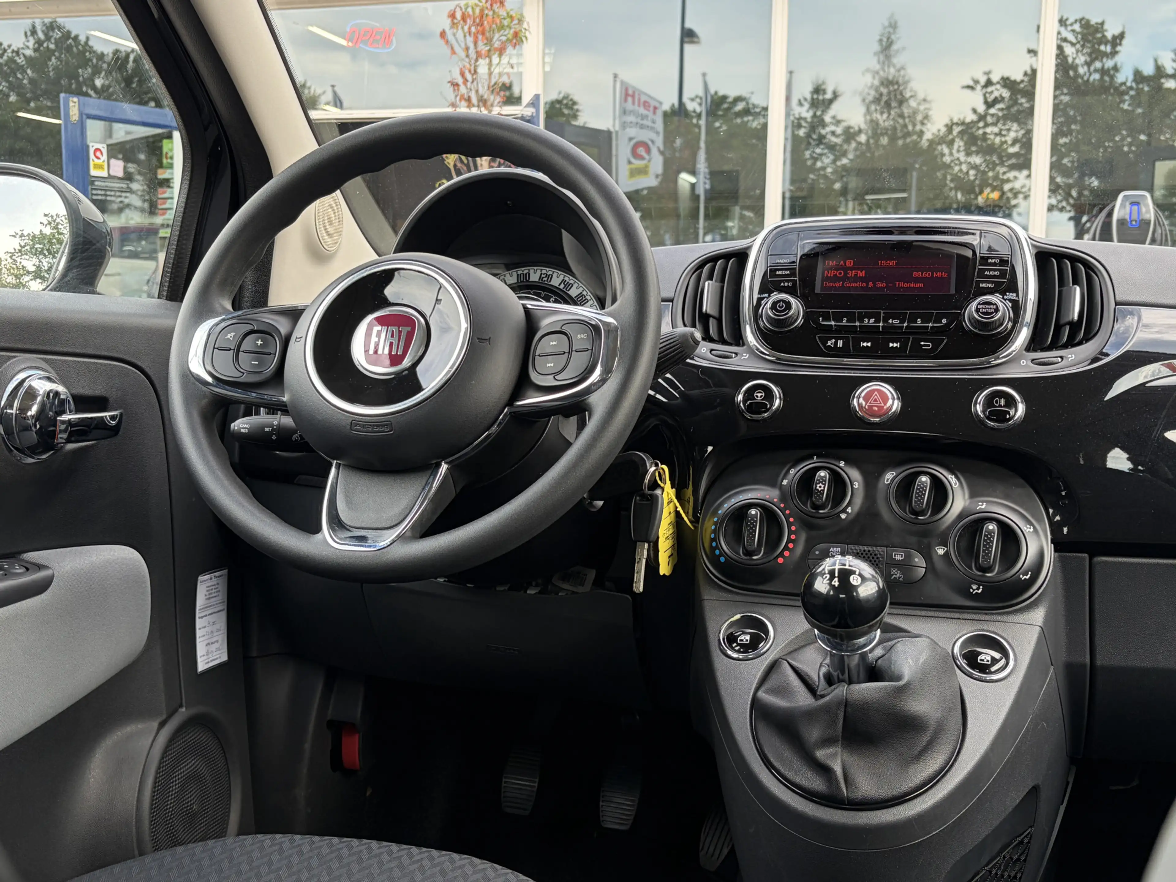 Fiat 500C 1.0 TwinAir Pop | Cabrio | Airco | NL Auto | Rijkl — photo 11