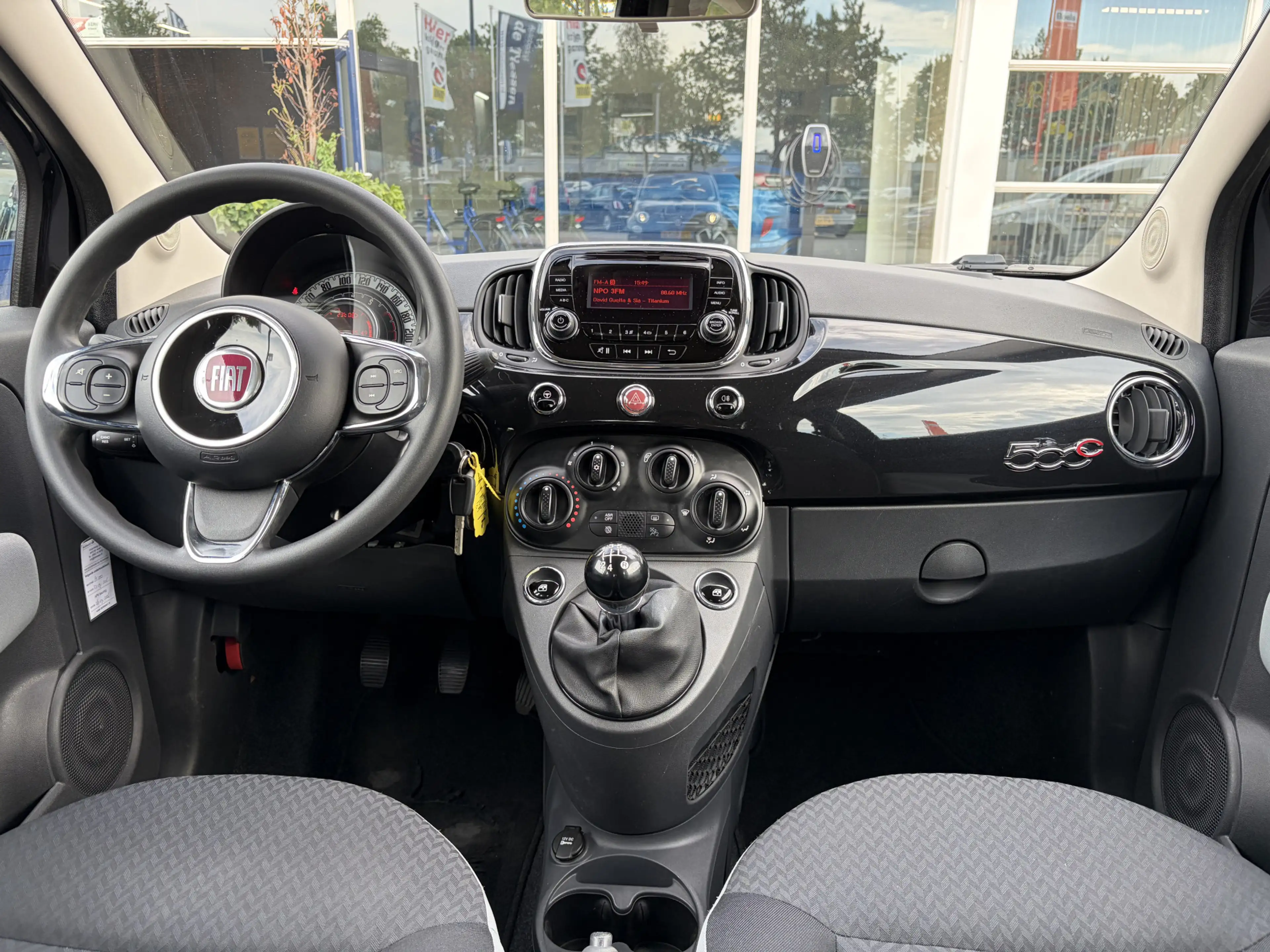 Fiat 500C 1.0 TwinAir Pop | Cabrio | Airco | NL Auto | Rijkl — photo 9